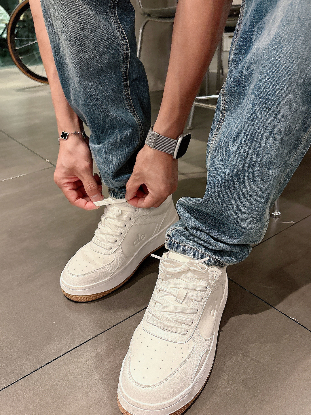 jeans