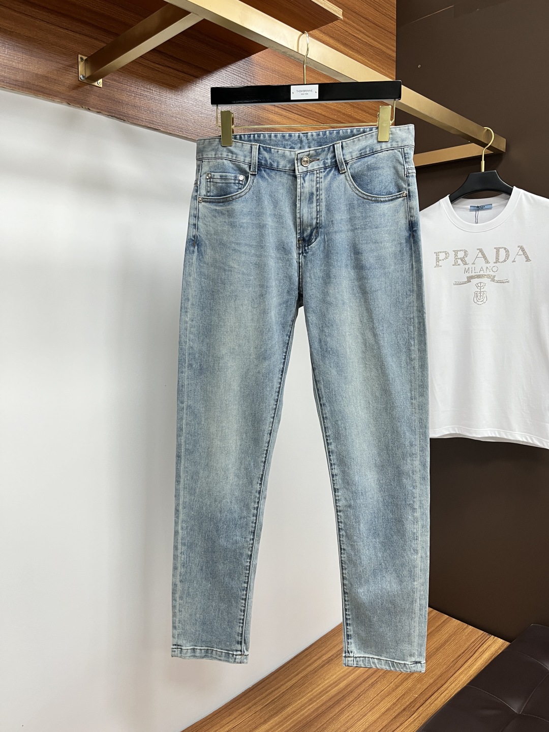 jeans