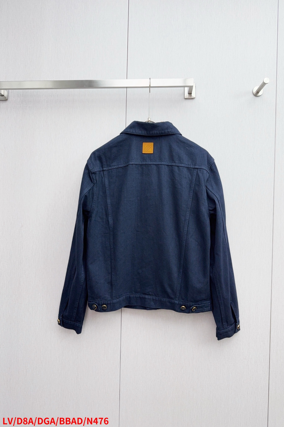 Coats & Jackets