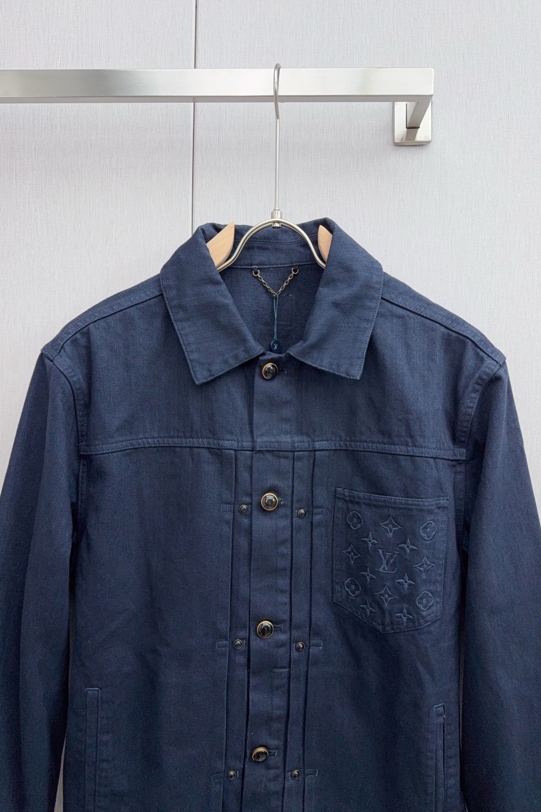Coats & Jackets