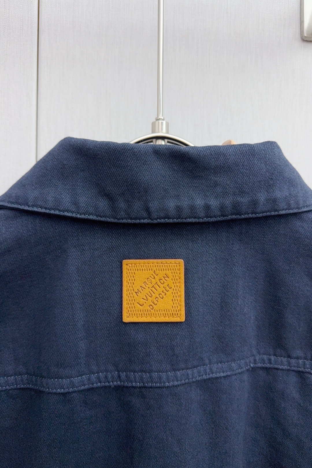 Coats & Jackets