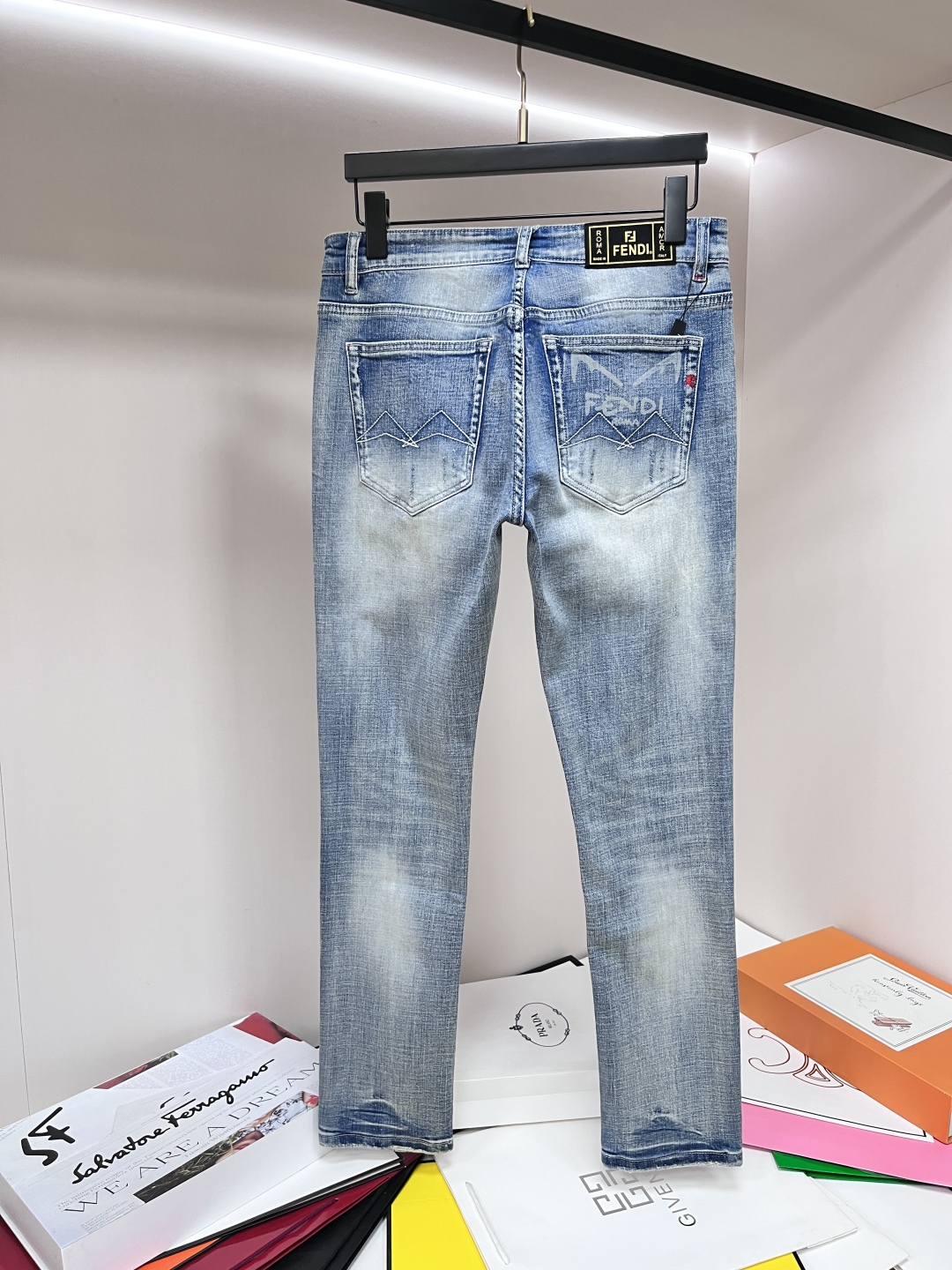 jeans