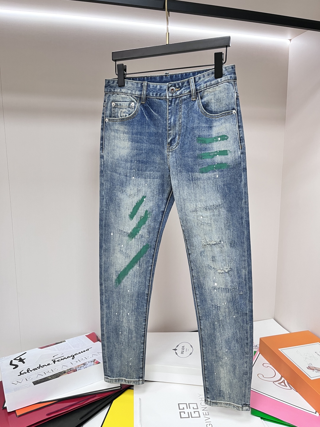 jeans