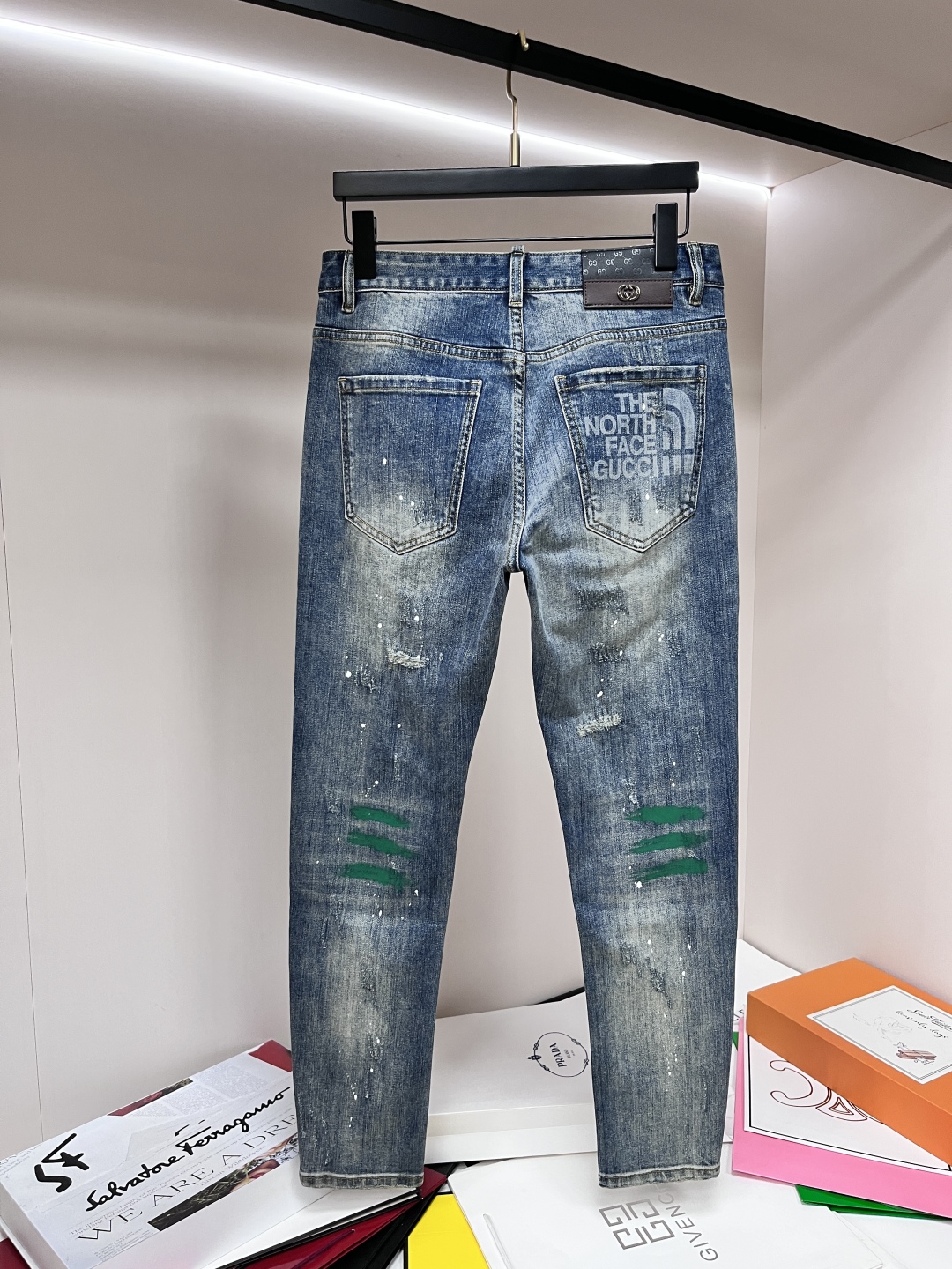 jeans