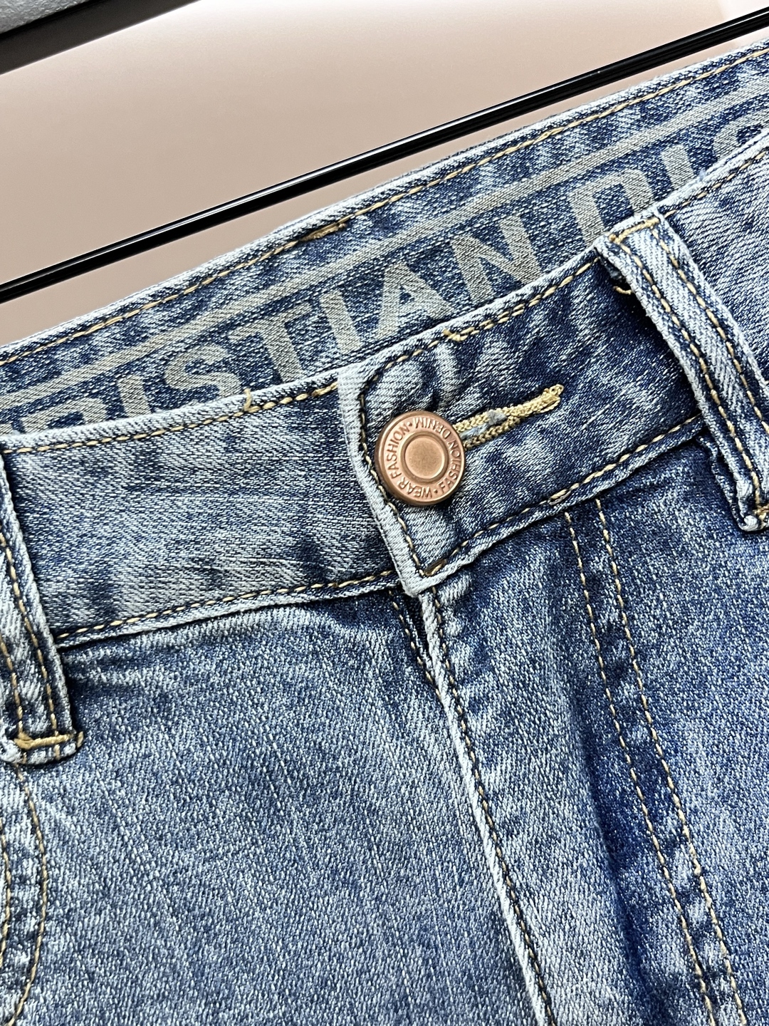 jeans