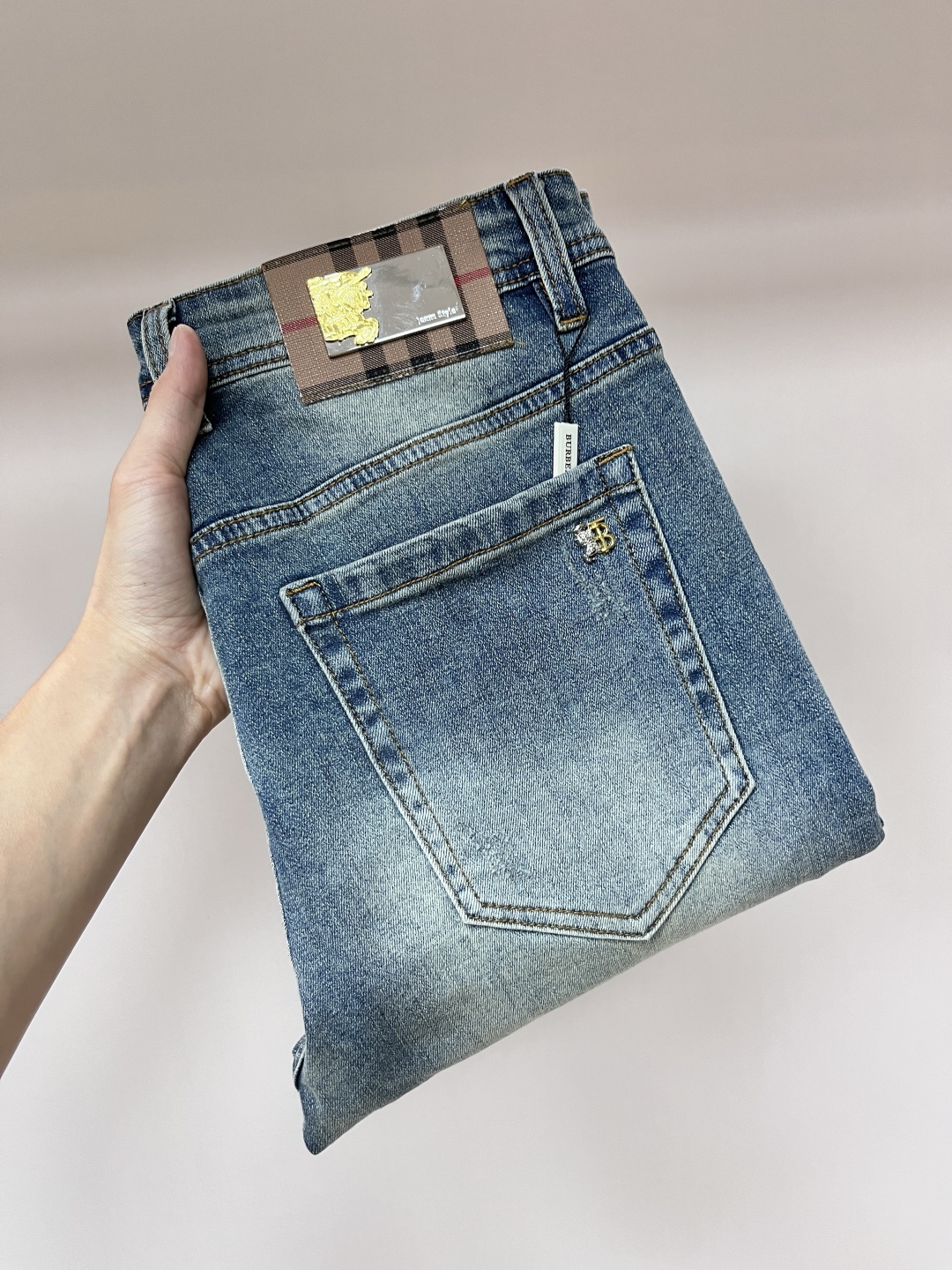 jeans