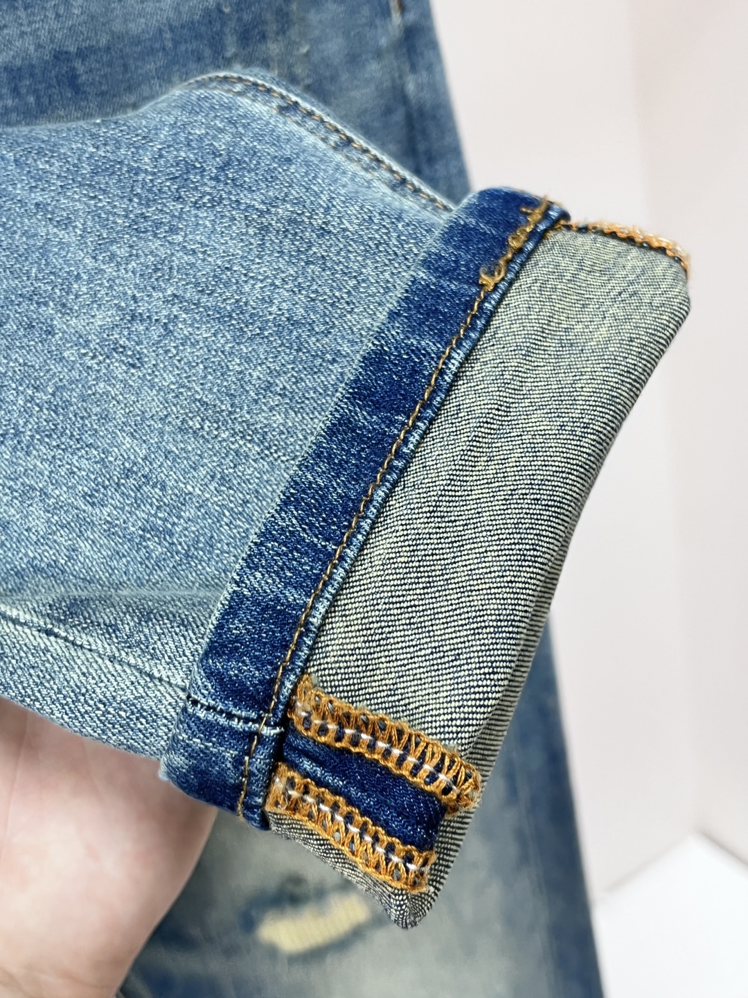 jeans