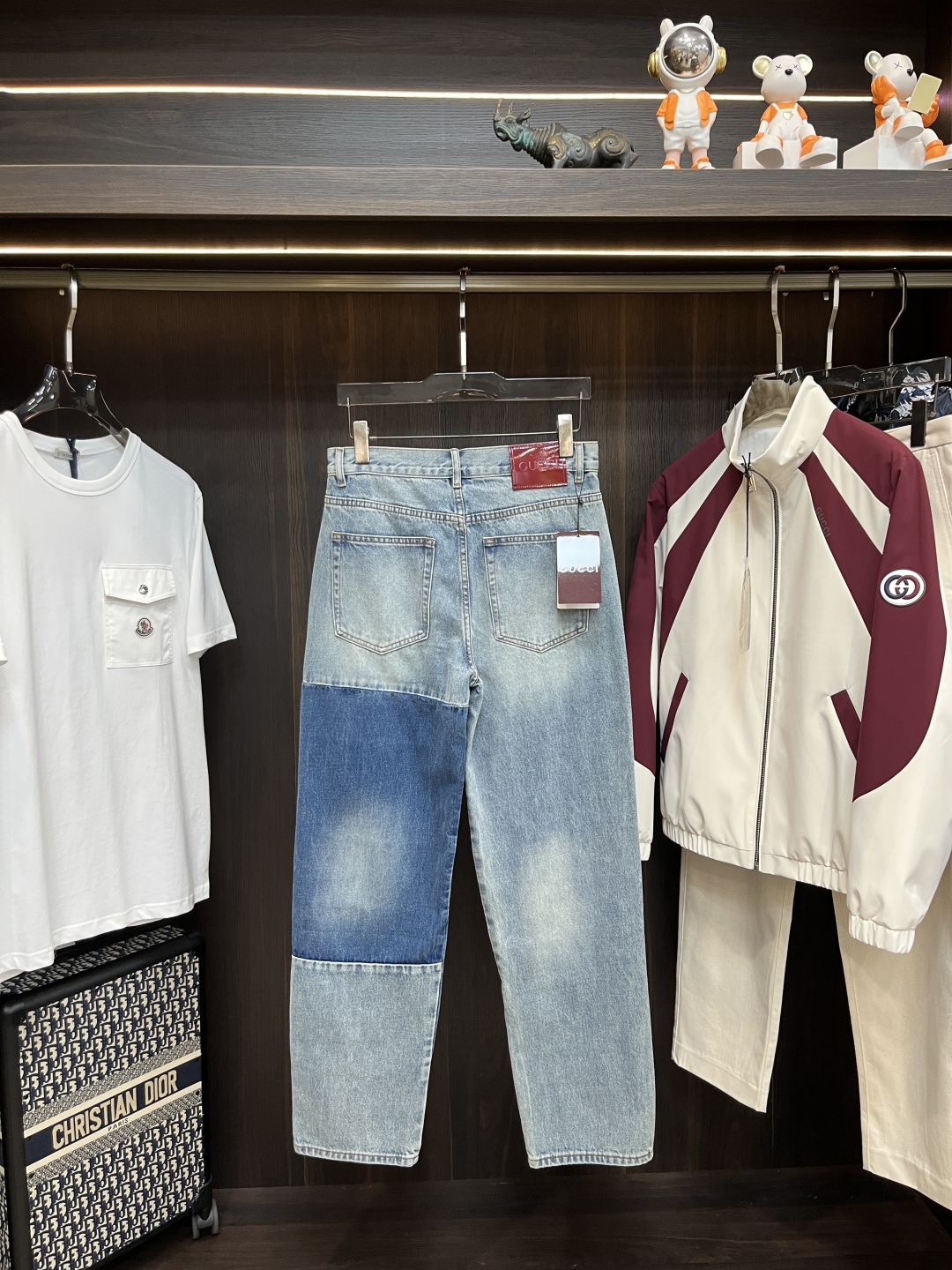 jeans