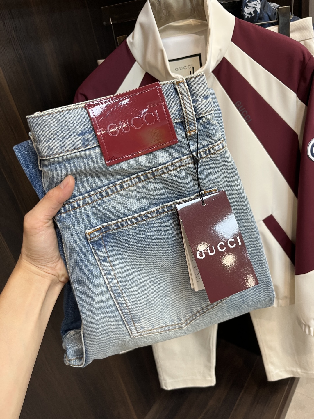 jeans