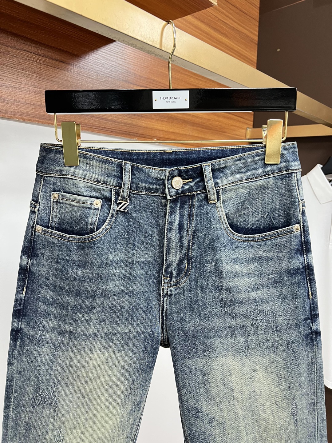 jeans