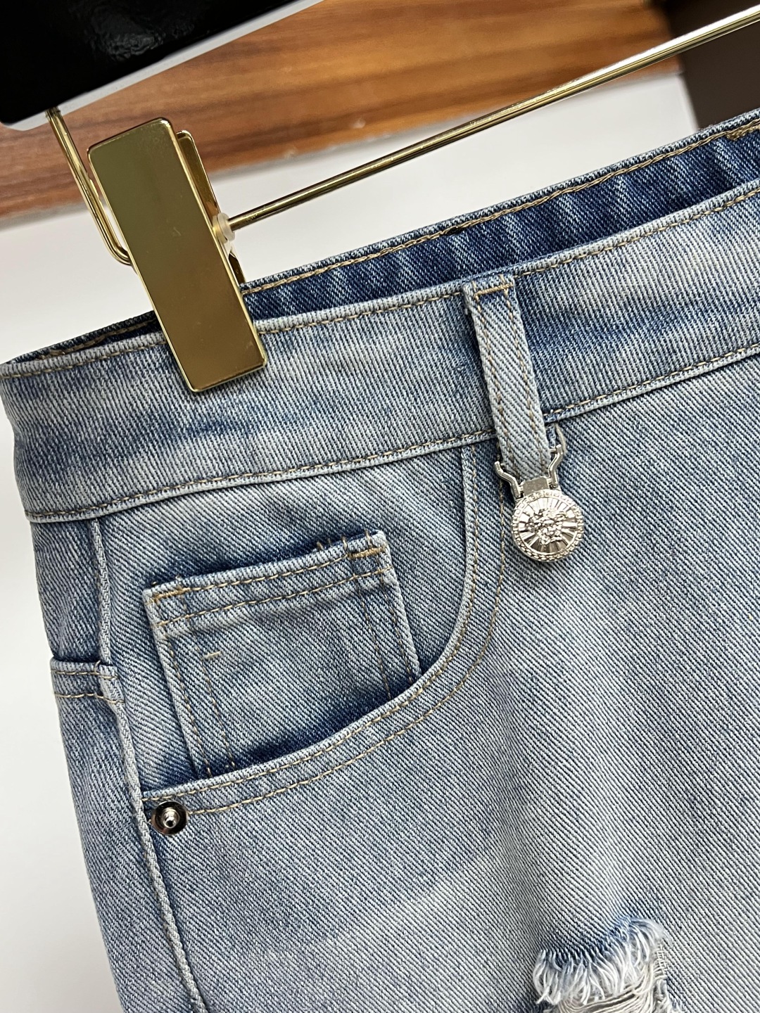 jeans