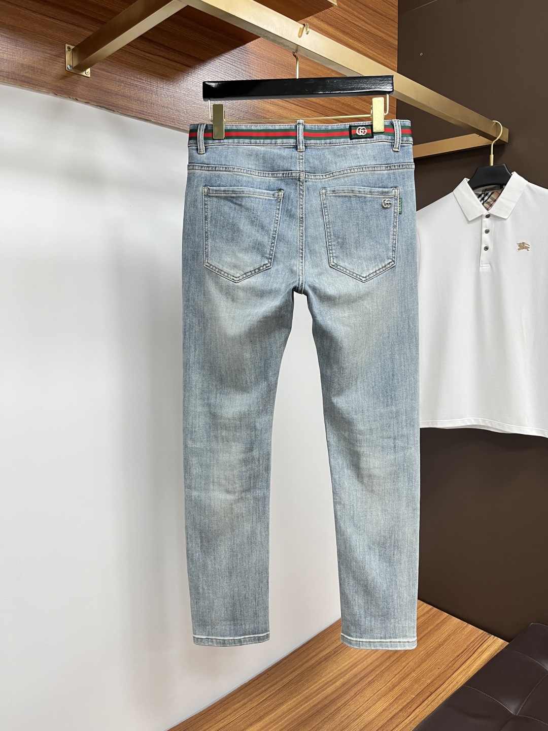 jeans
