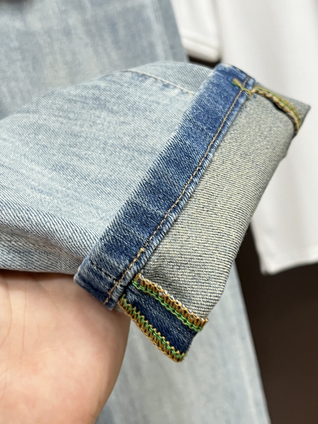 jeans