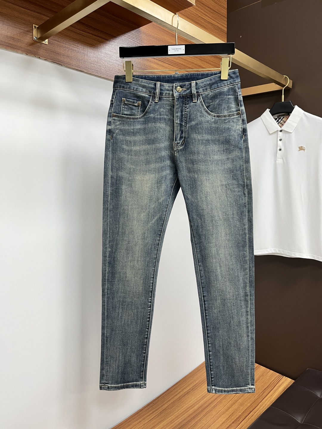 jeans