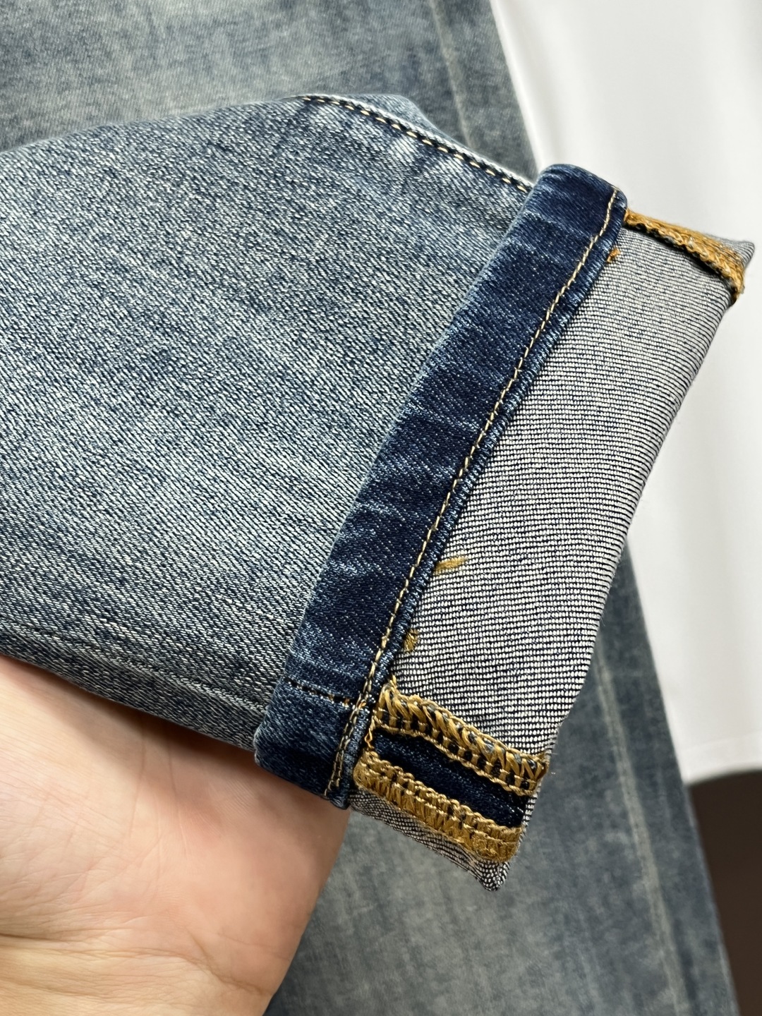 jeans
