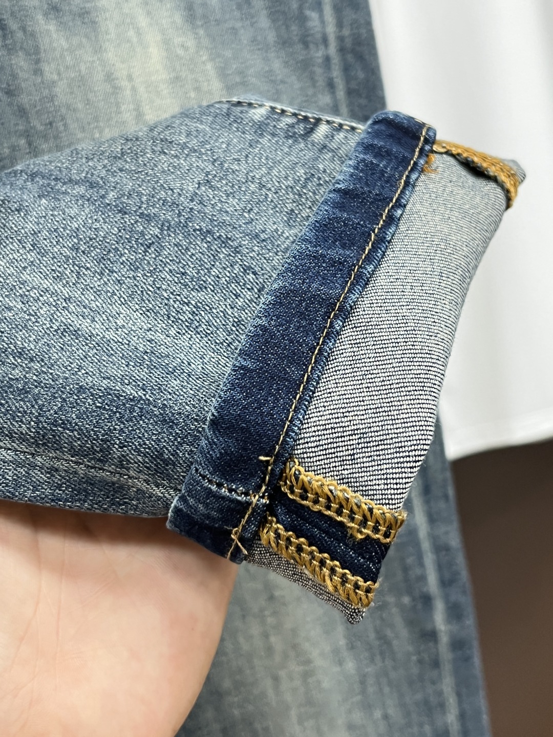 jeans
