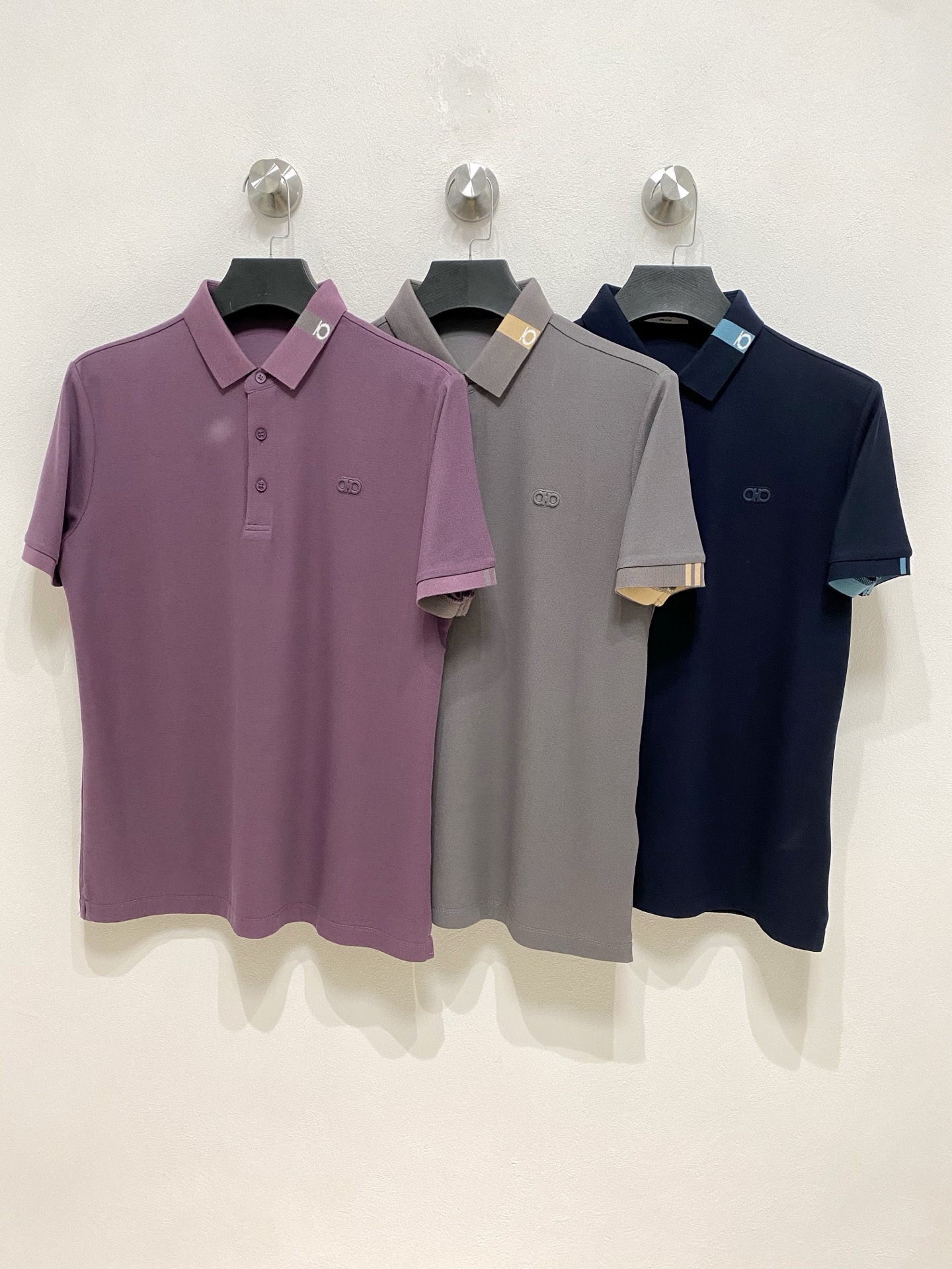 Polos