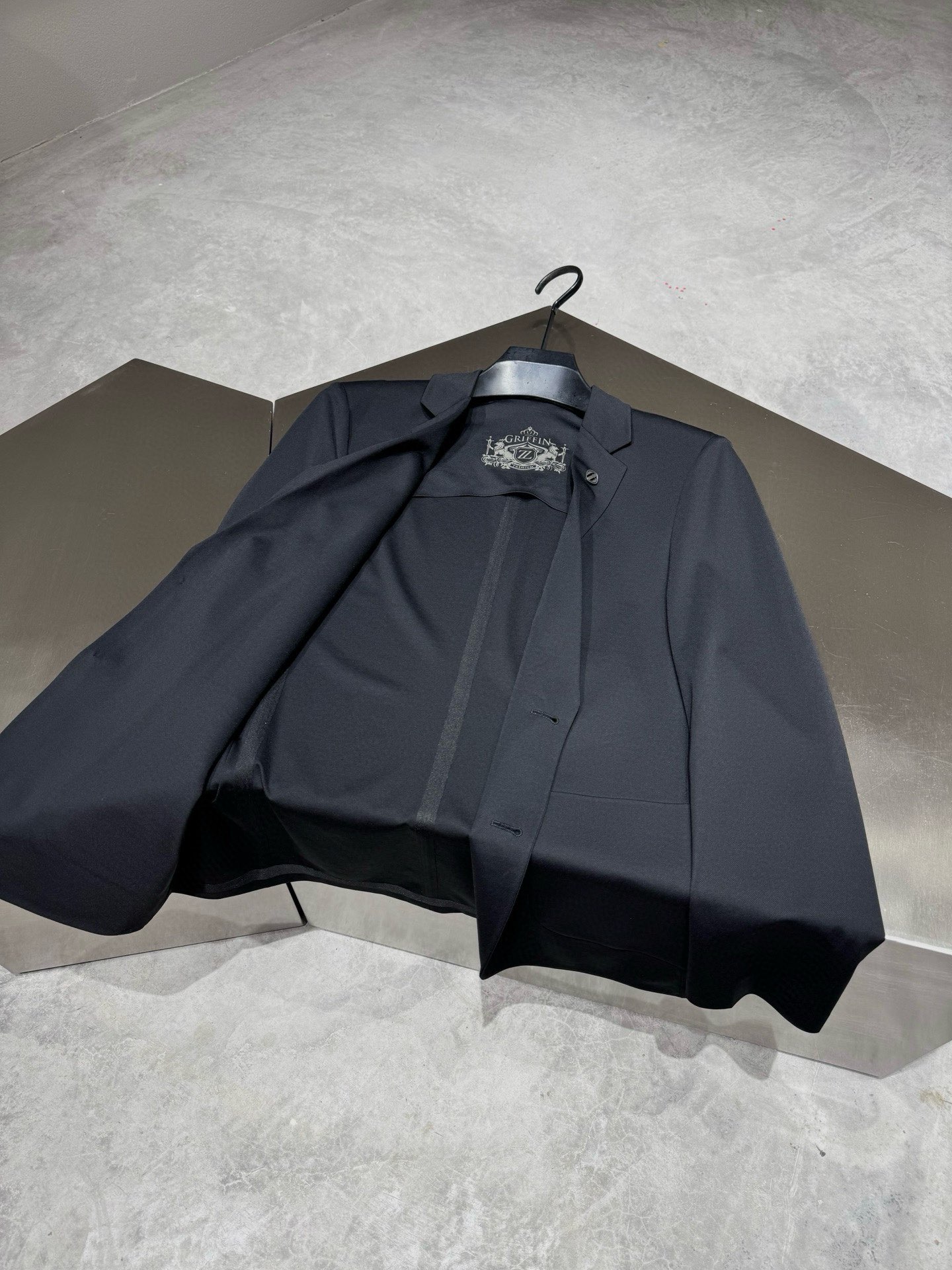 Suit