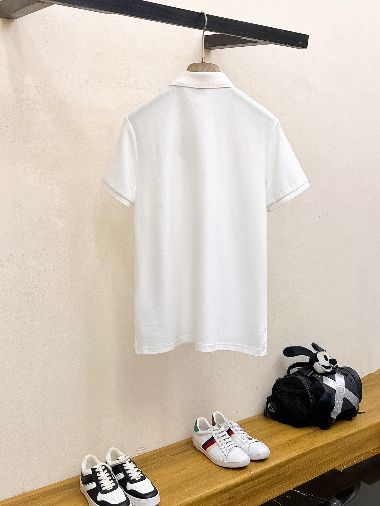 Polos