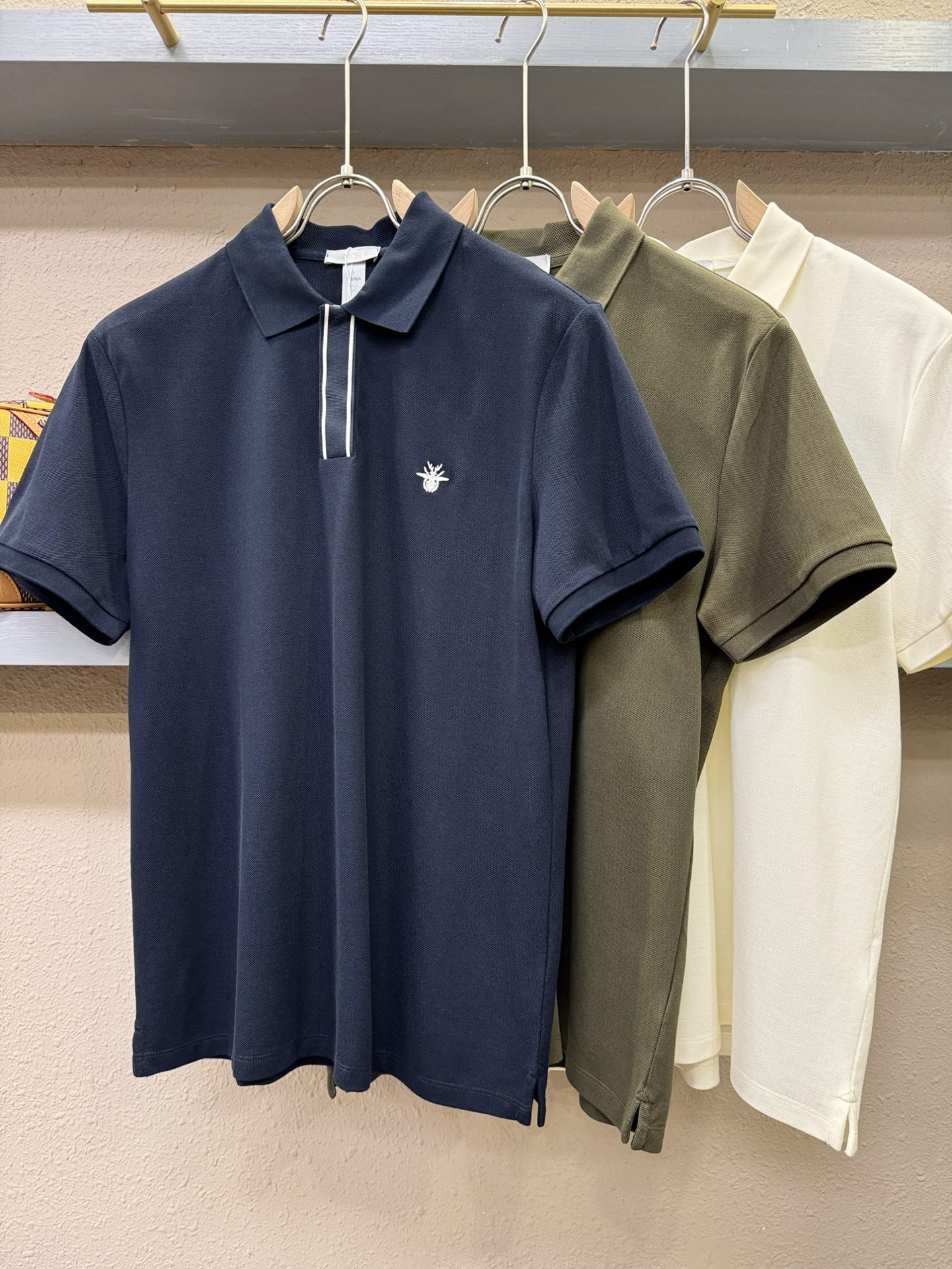 Polos
