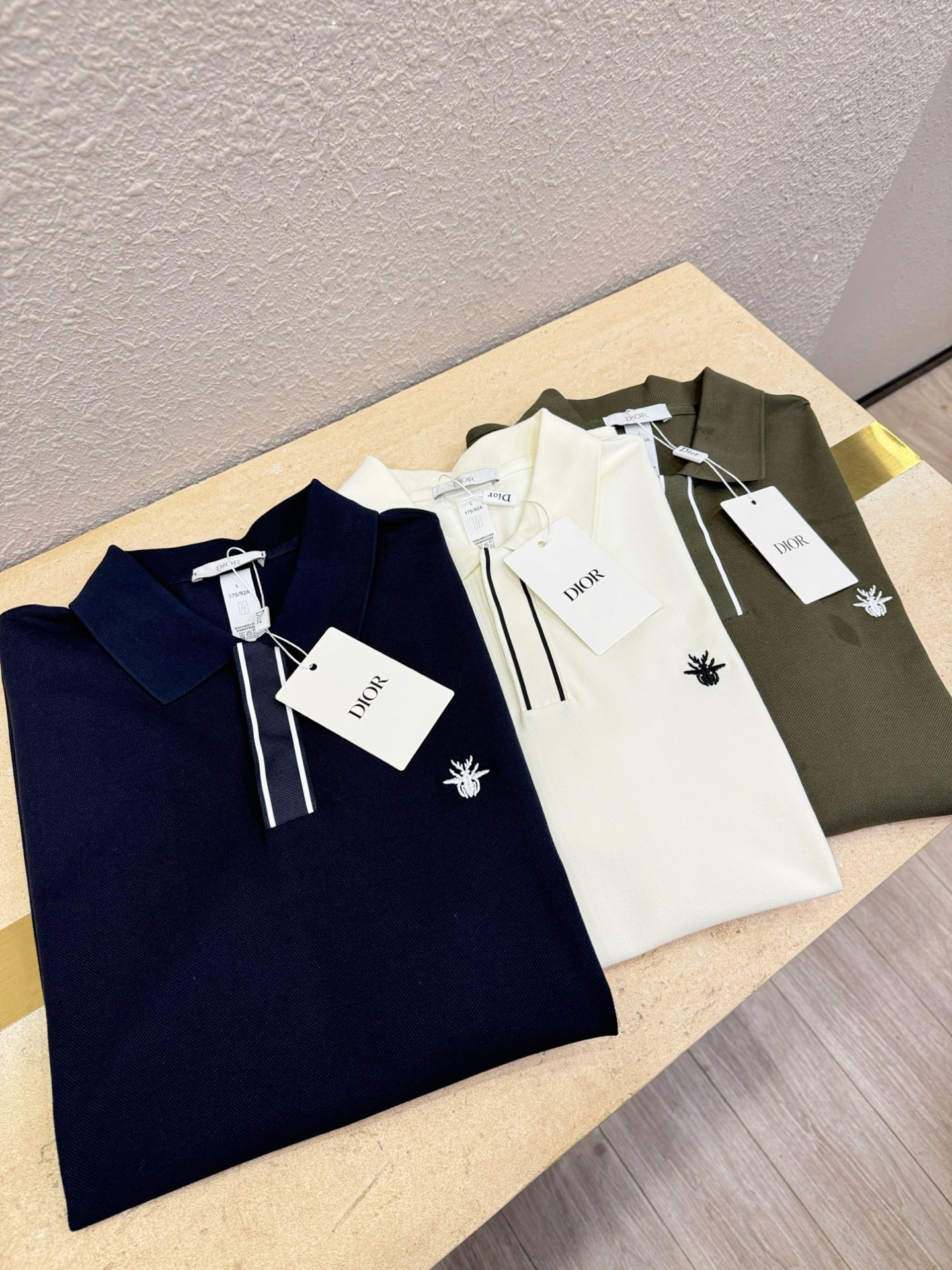 Polos