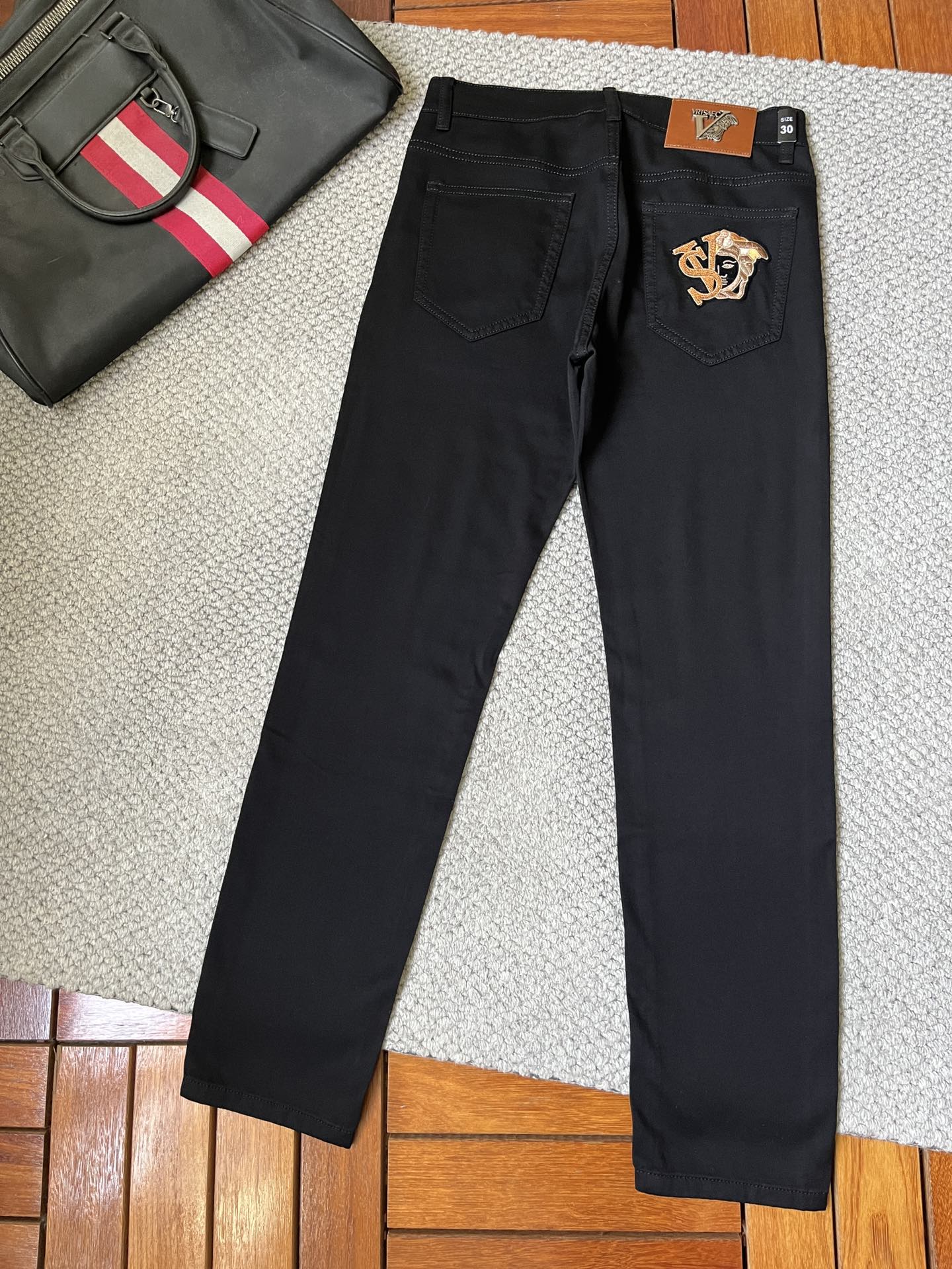 jeans