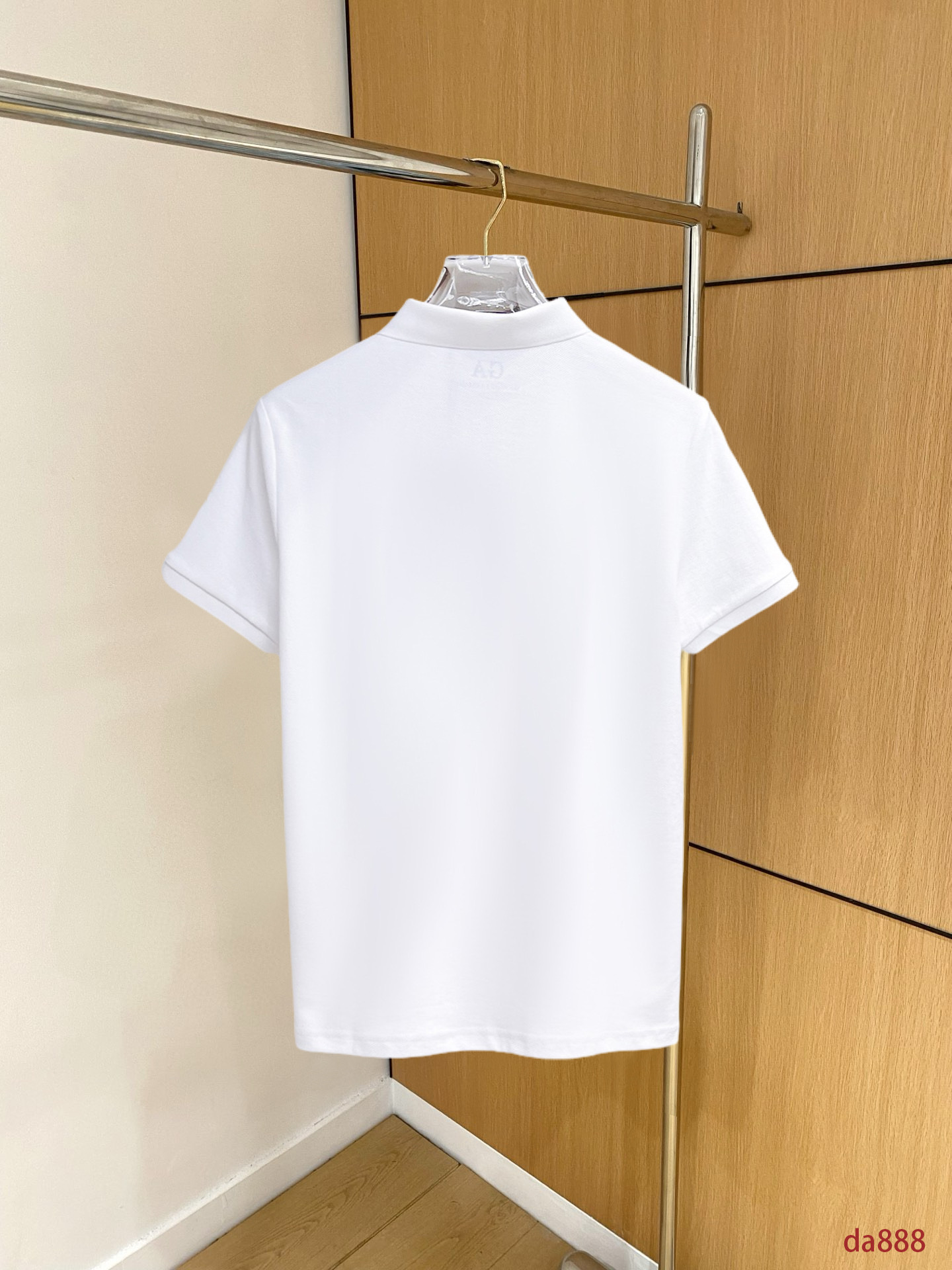 Polos