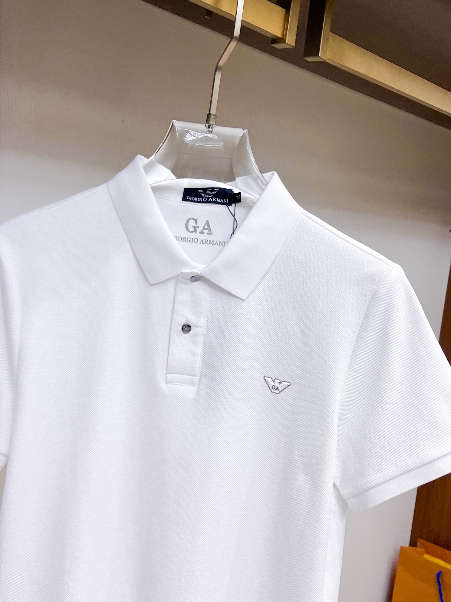 Polos