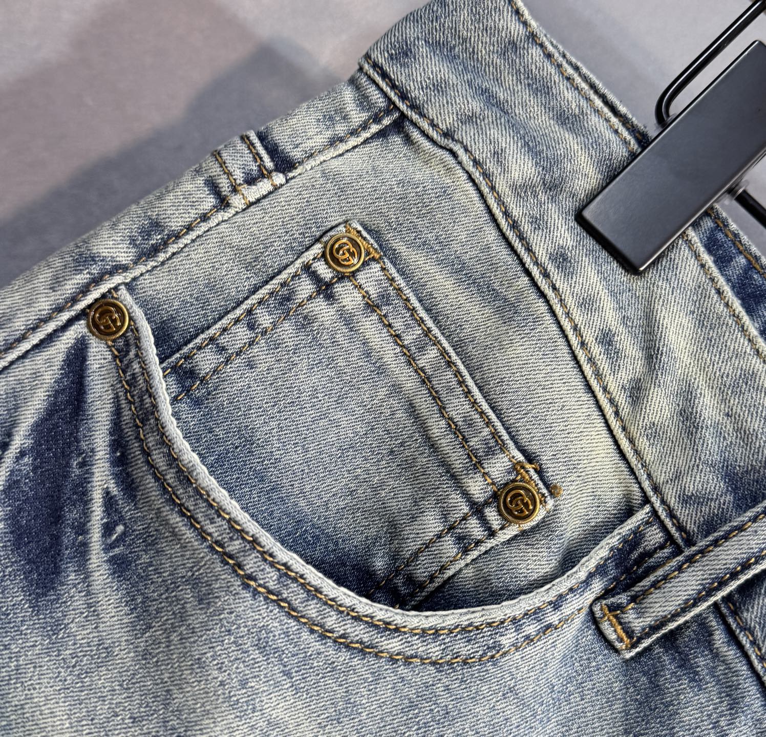 jeans