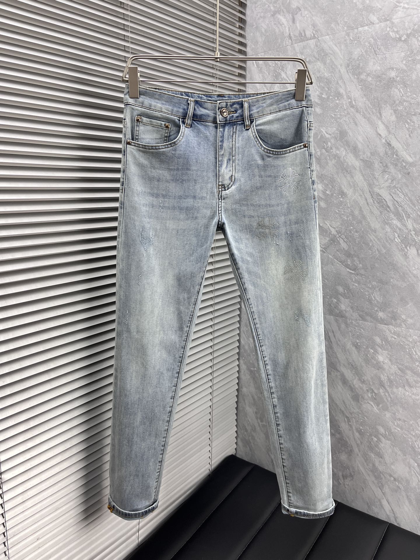 jeans