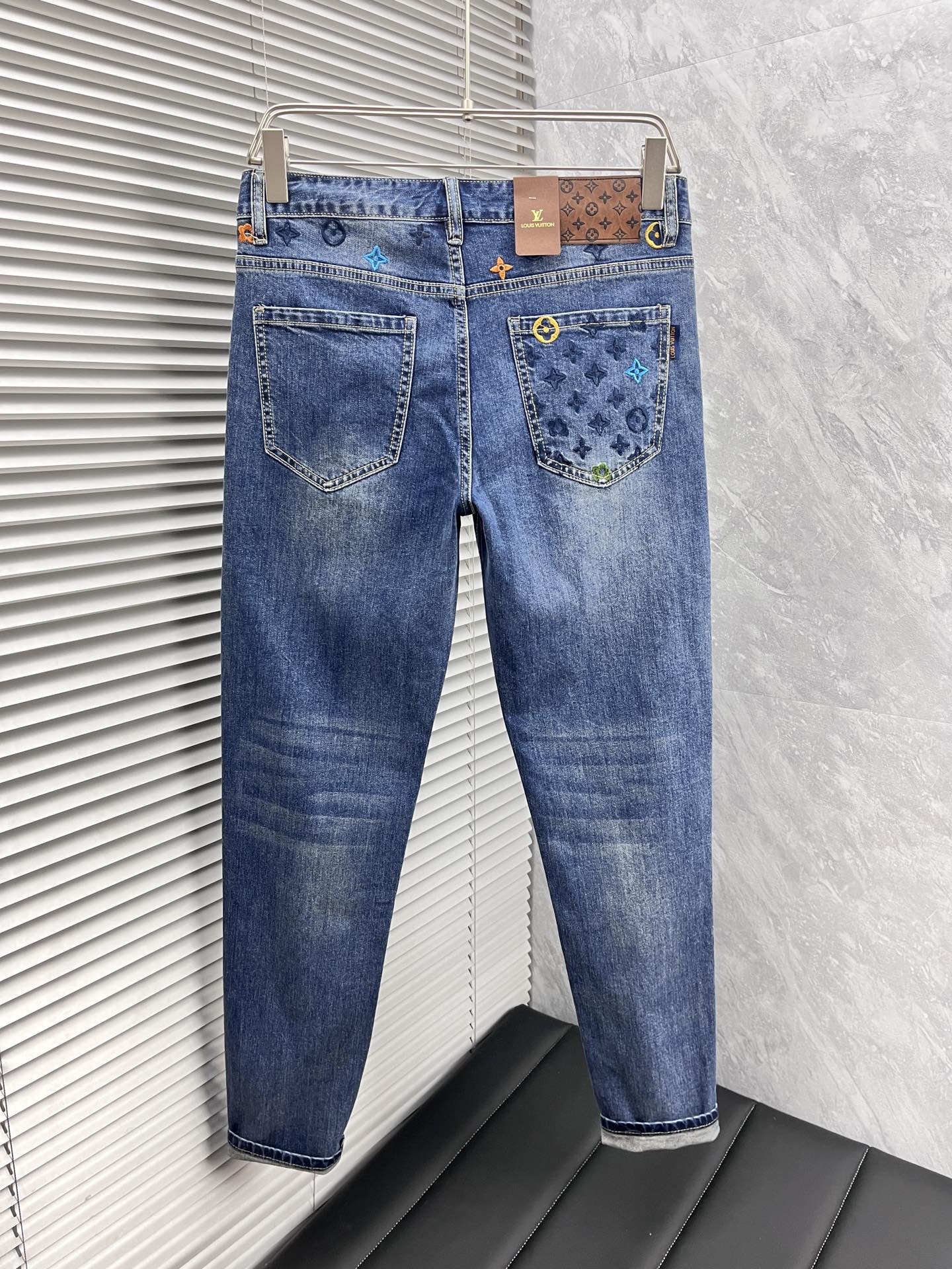 jeans