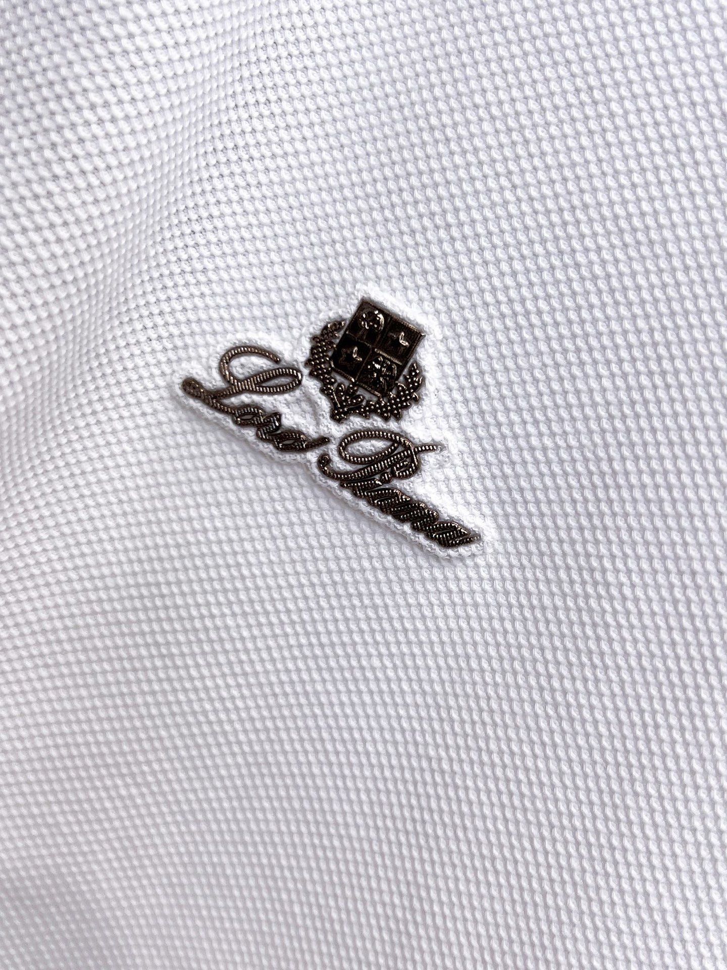 Polos