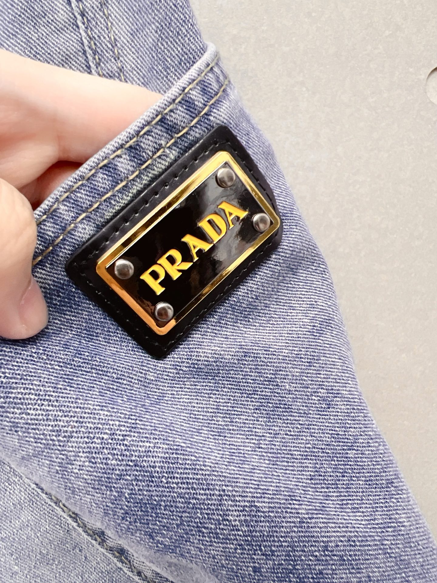 jeans