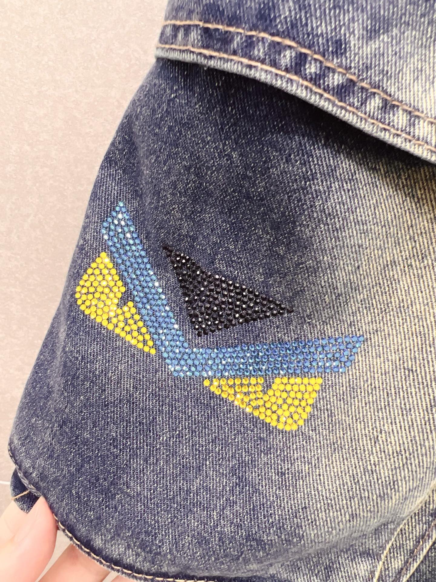 jeans