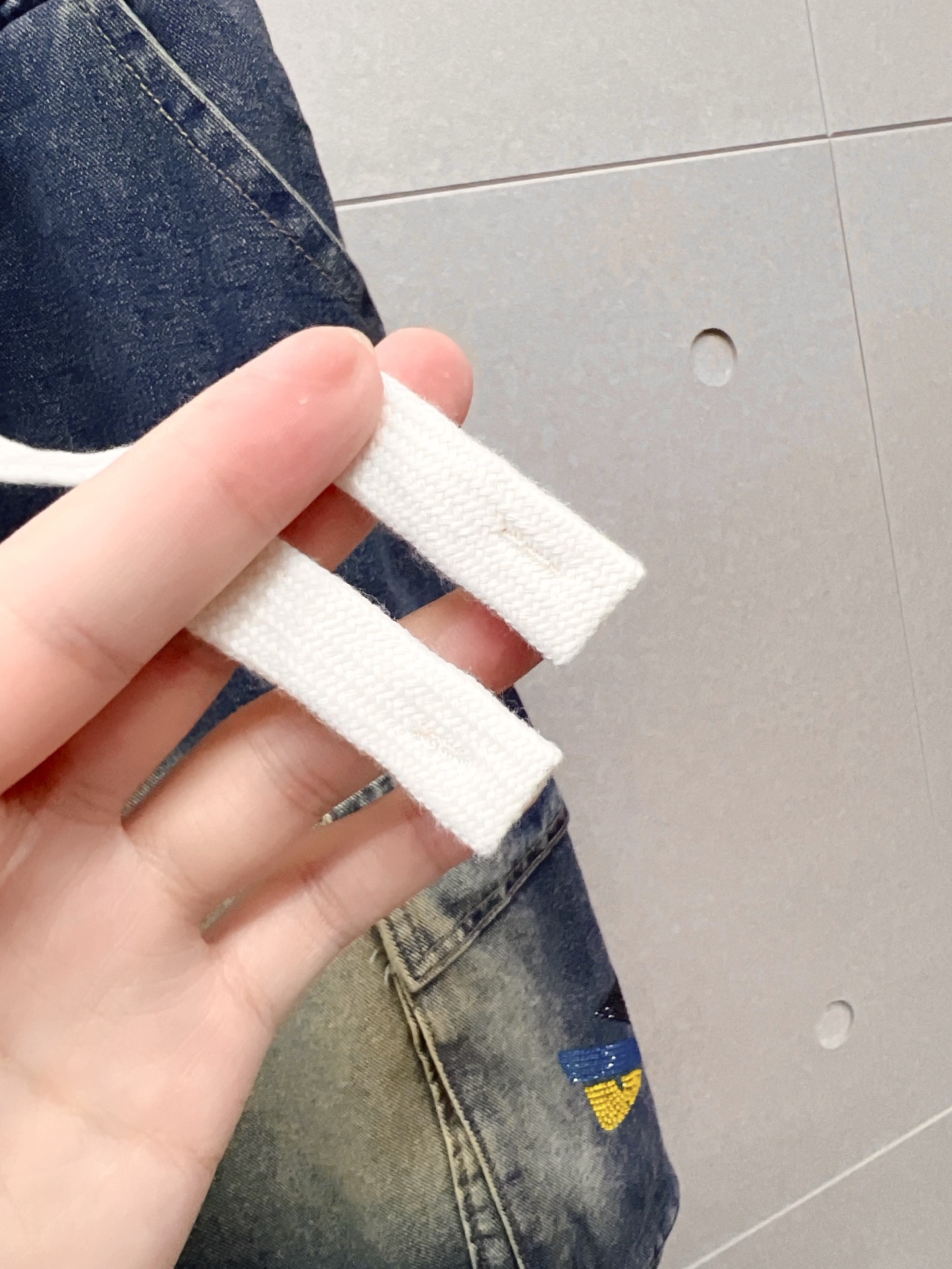 jeans
