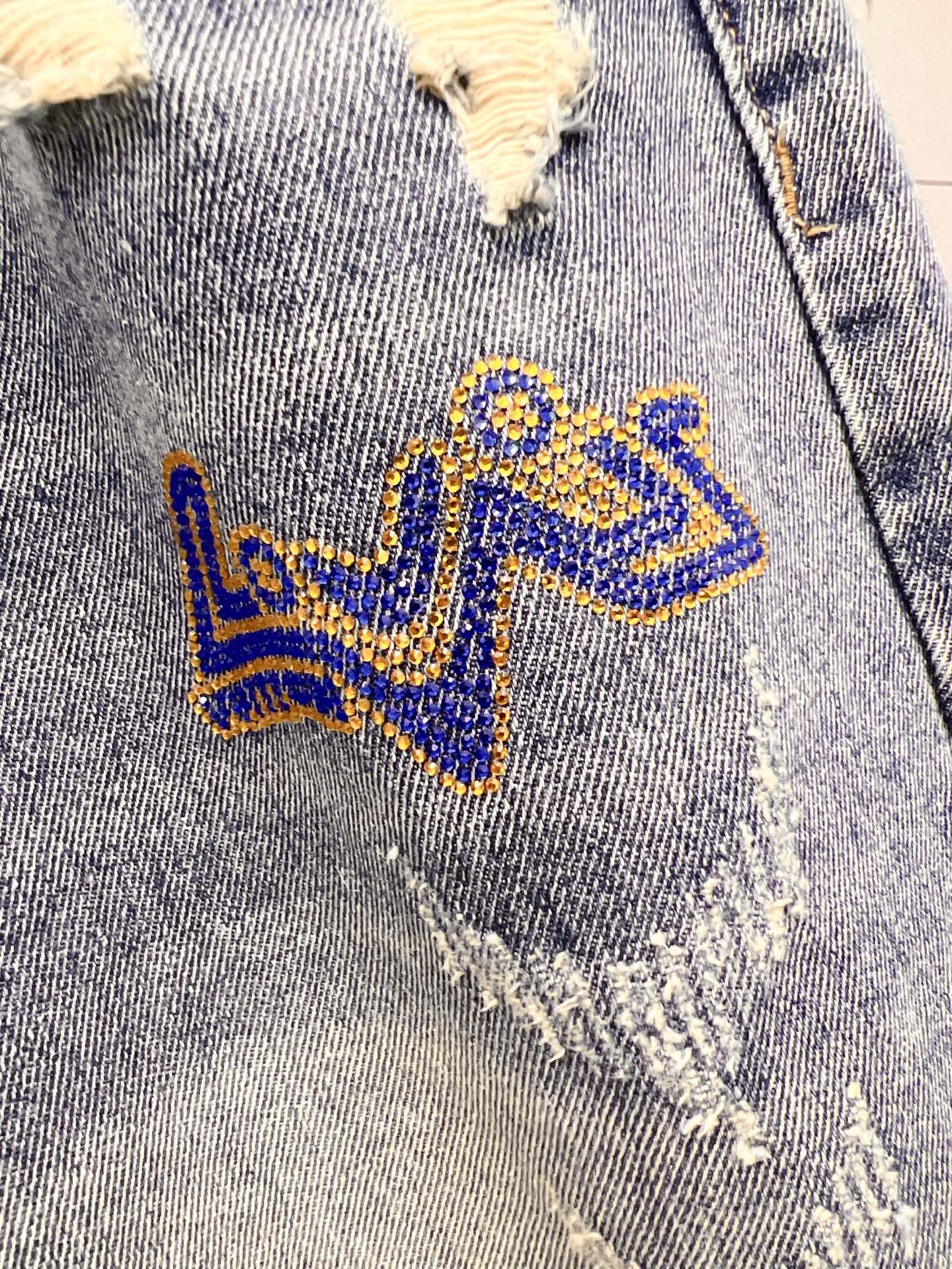 jeans