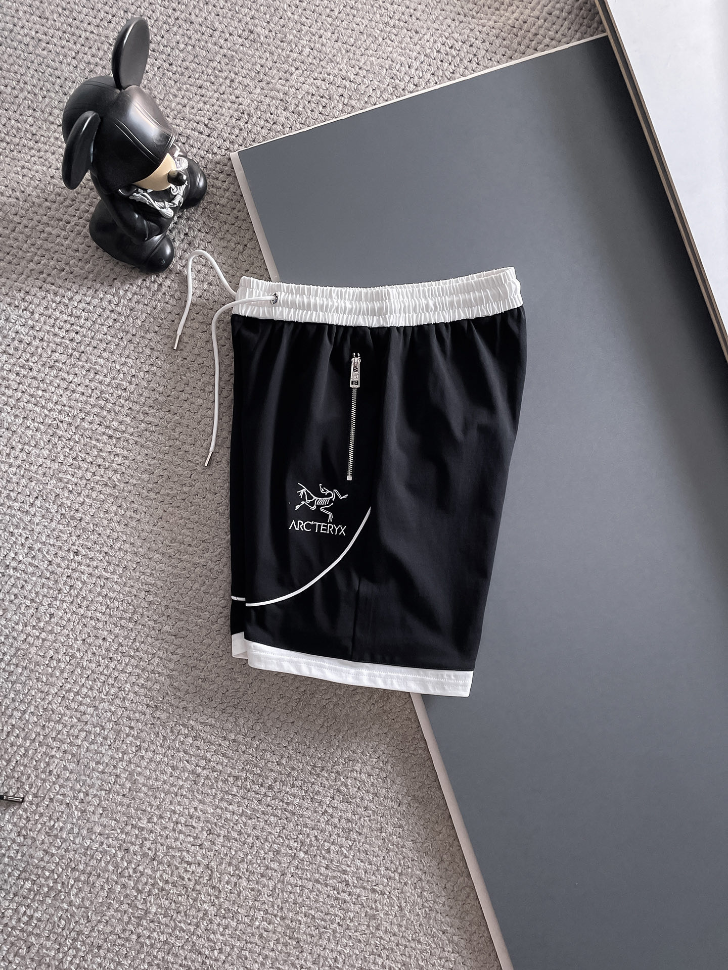 Leisure suit