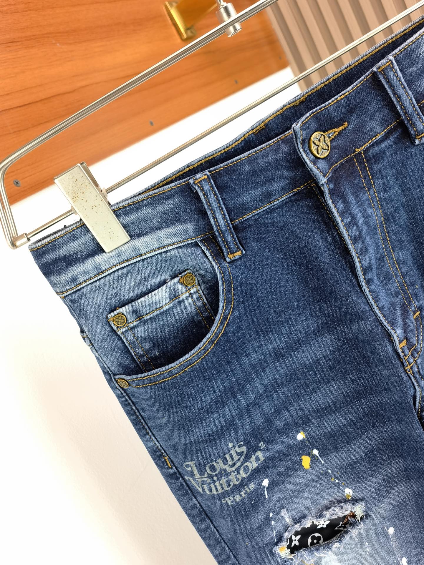 jeans
