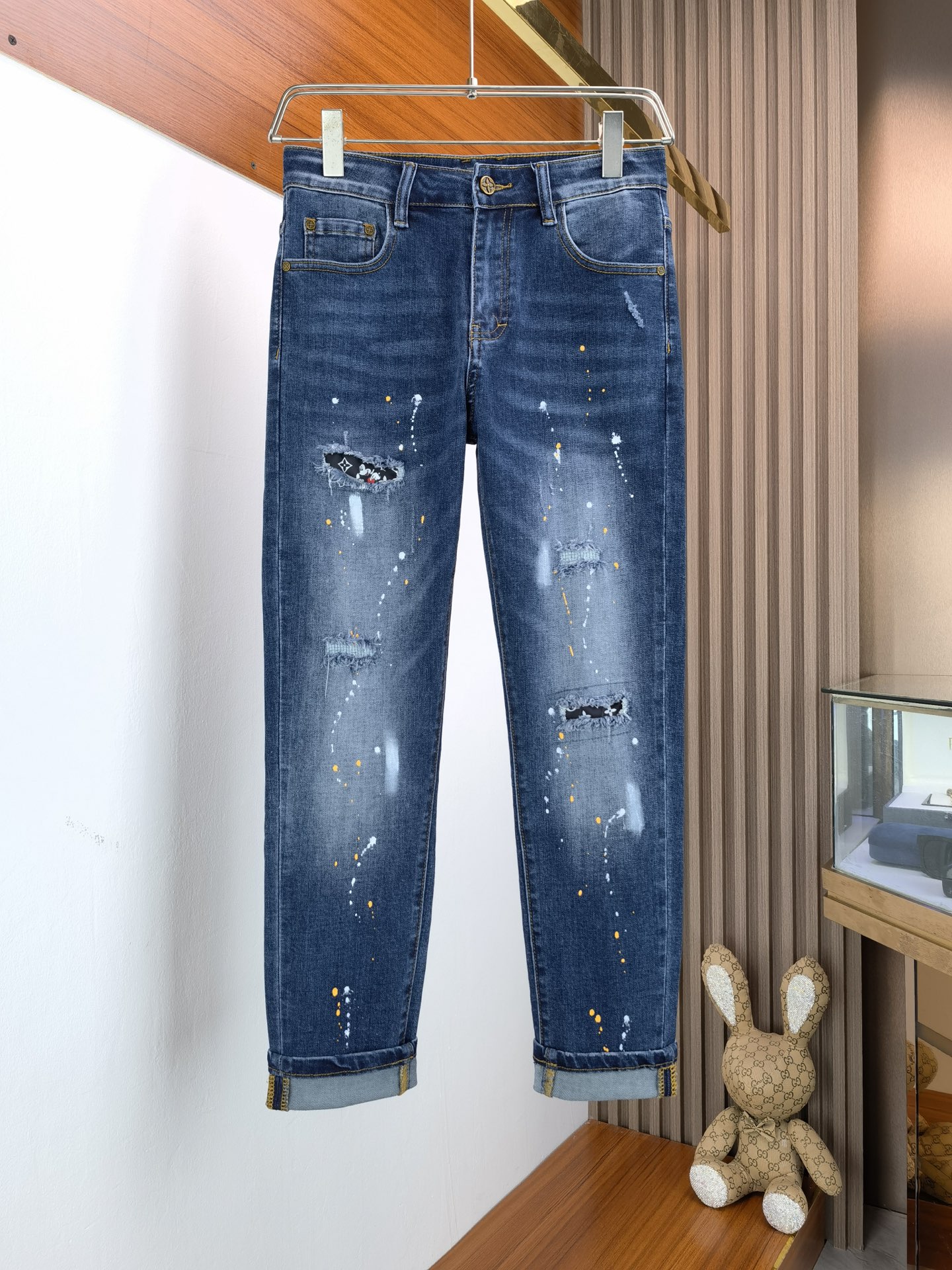 jeans