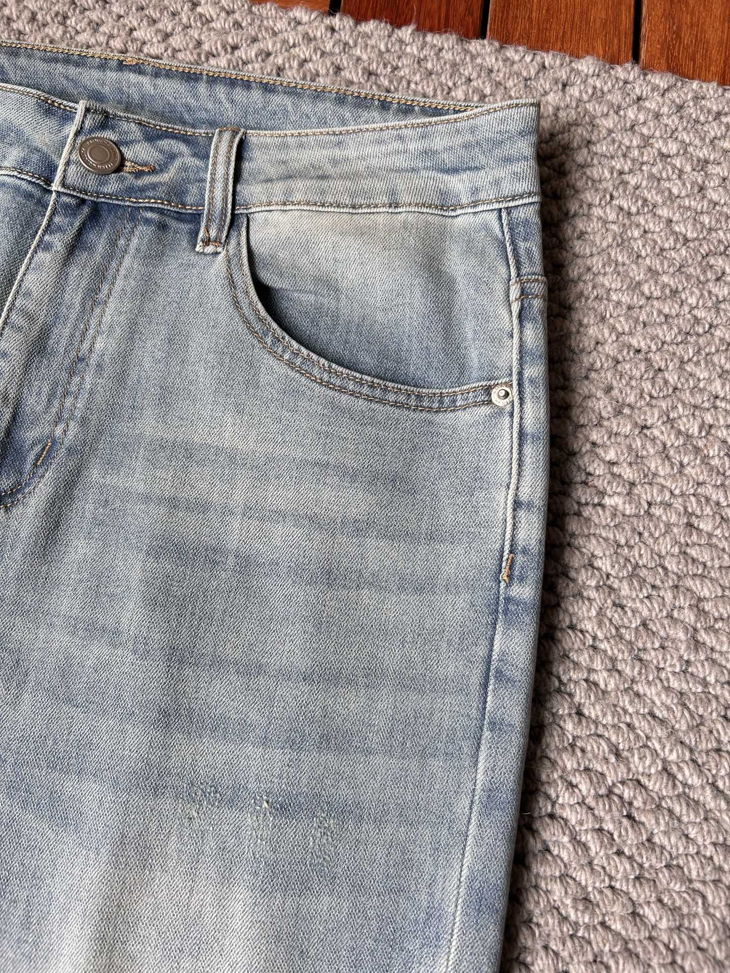jeans