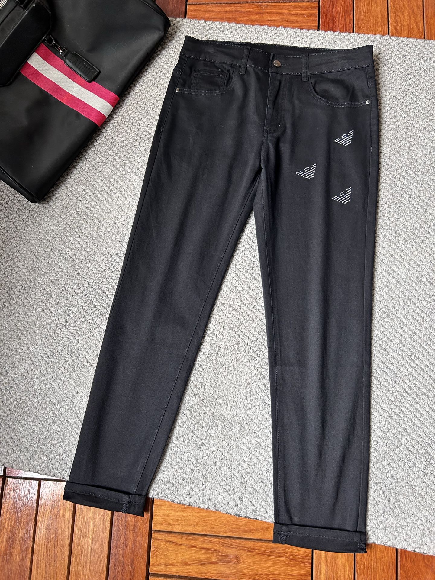jeans