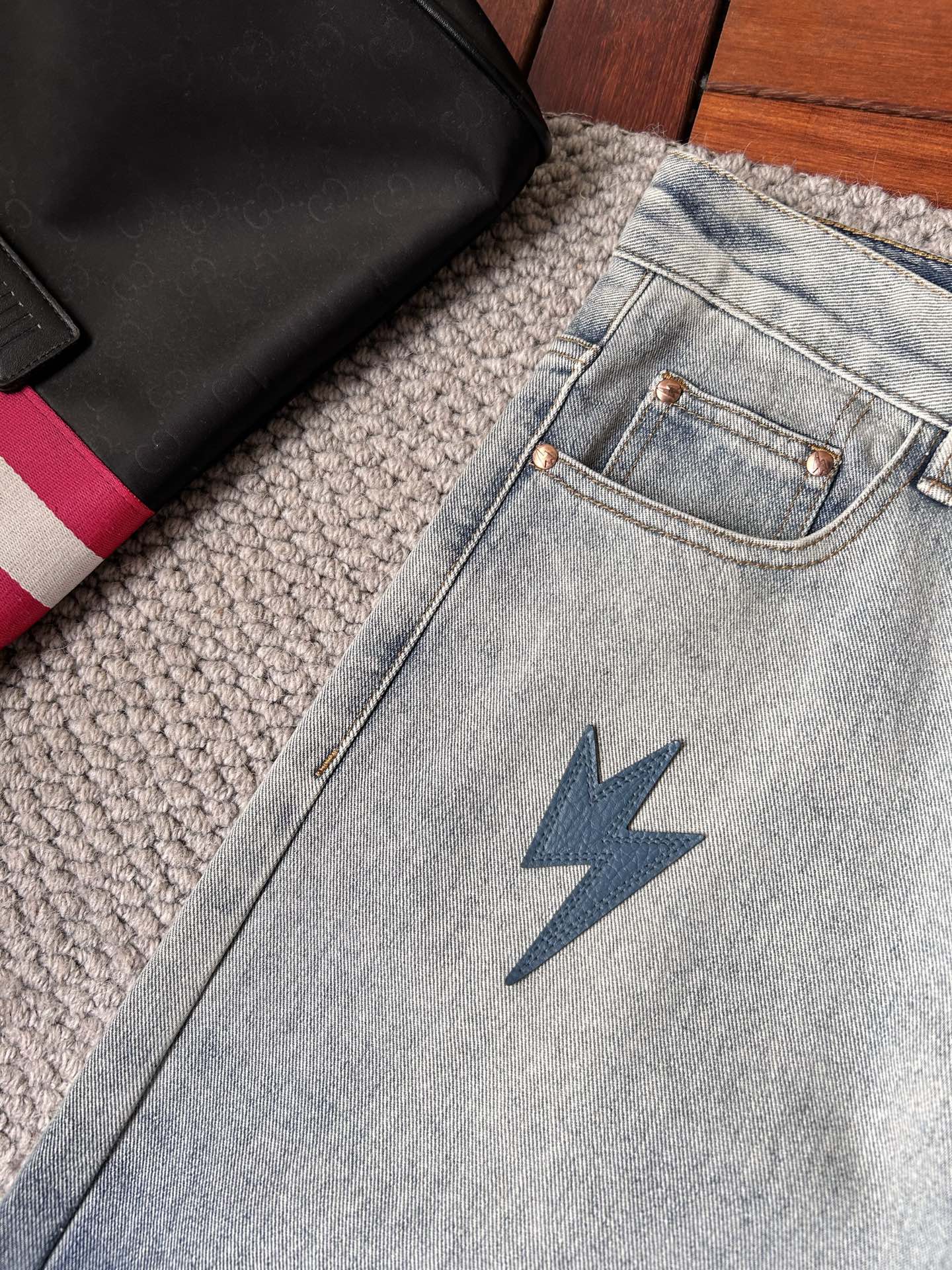 jeans