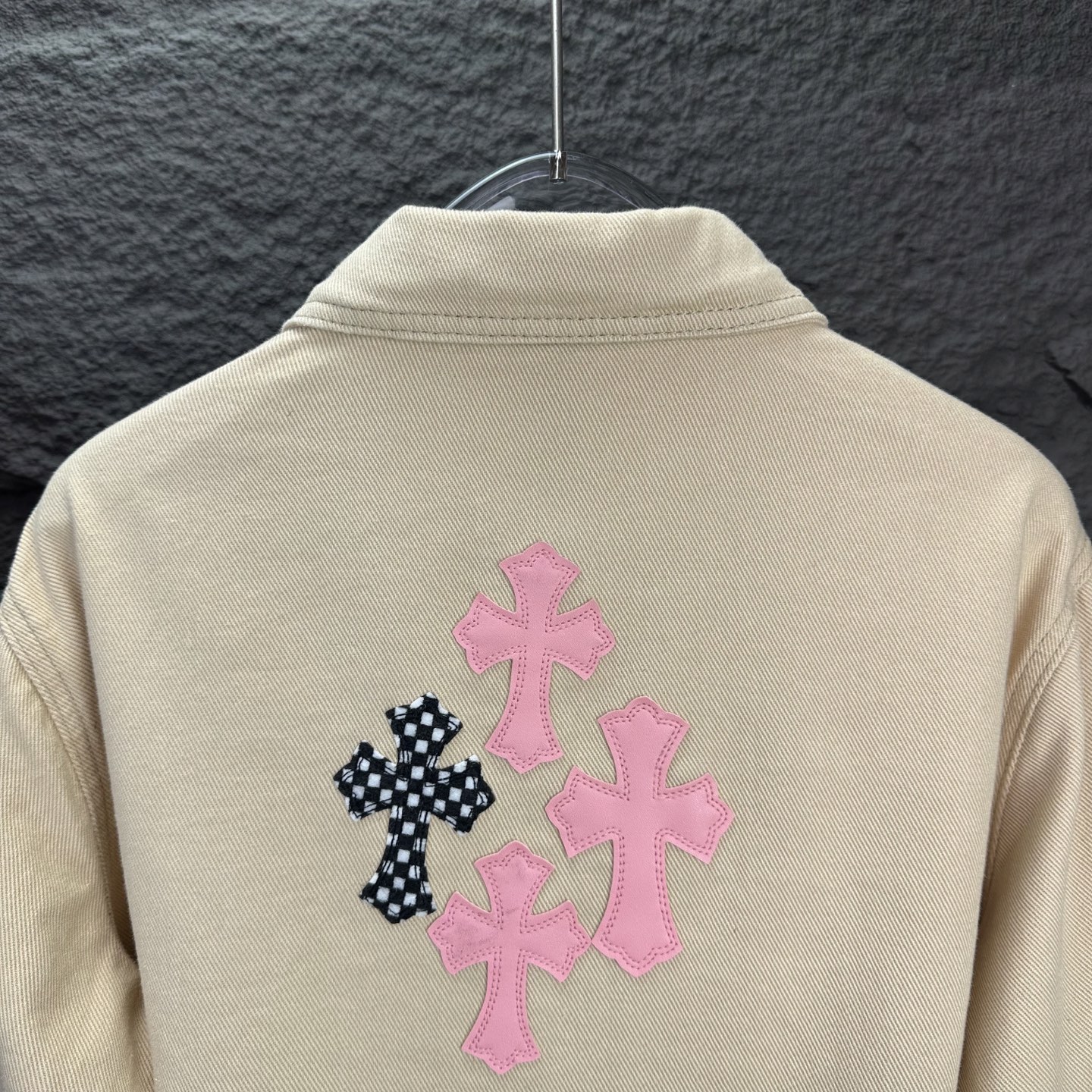 Coats & Jackets