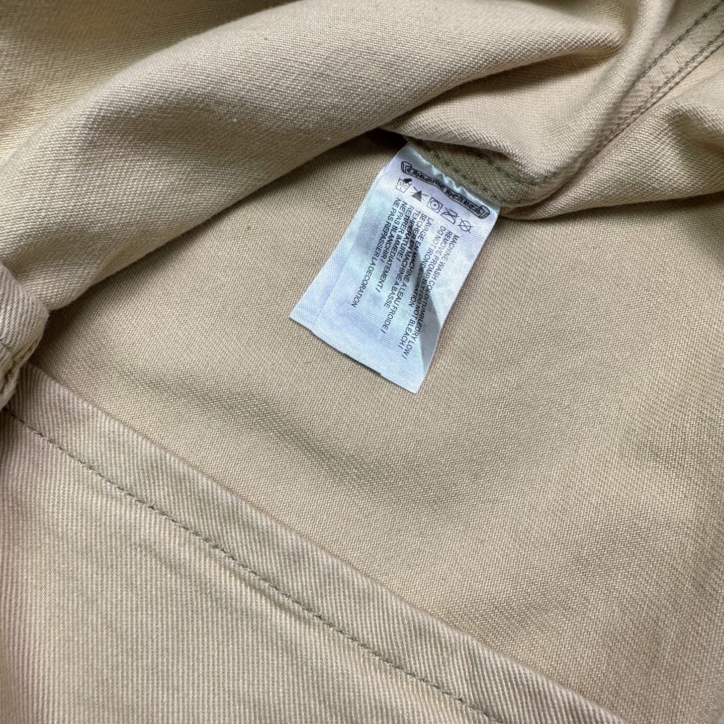 Coats & Jackets