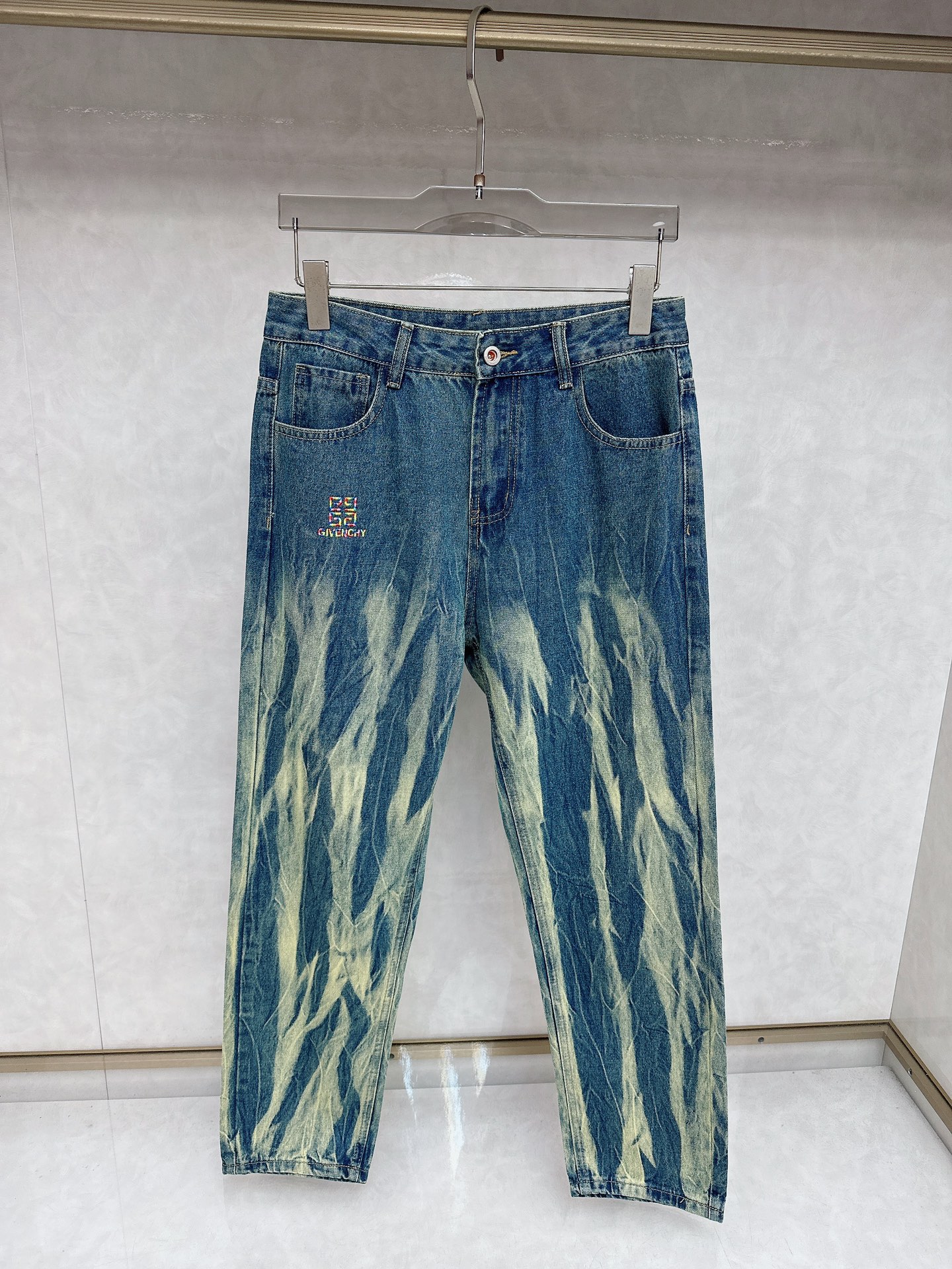 jeans