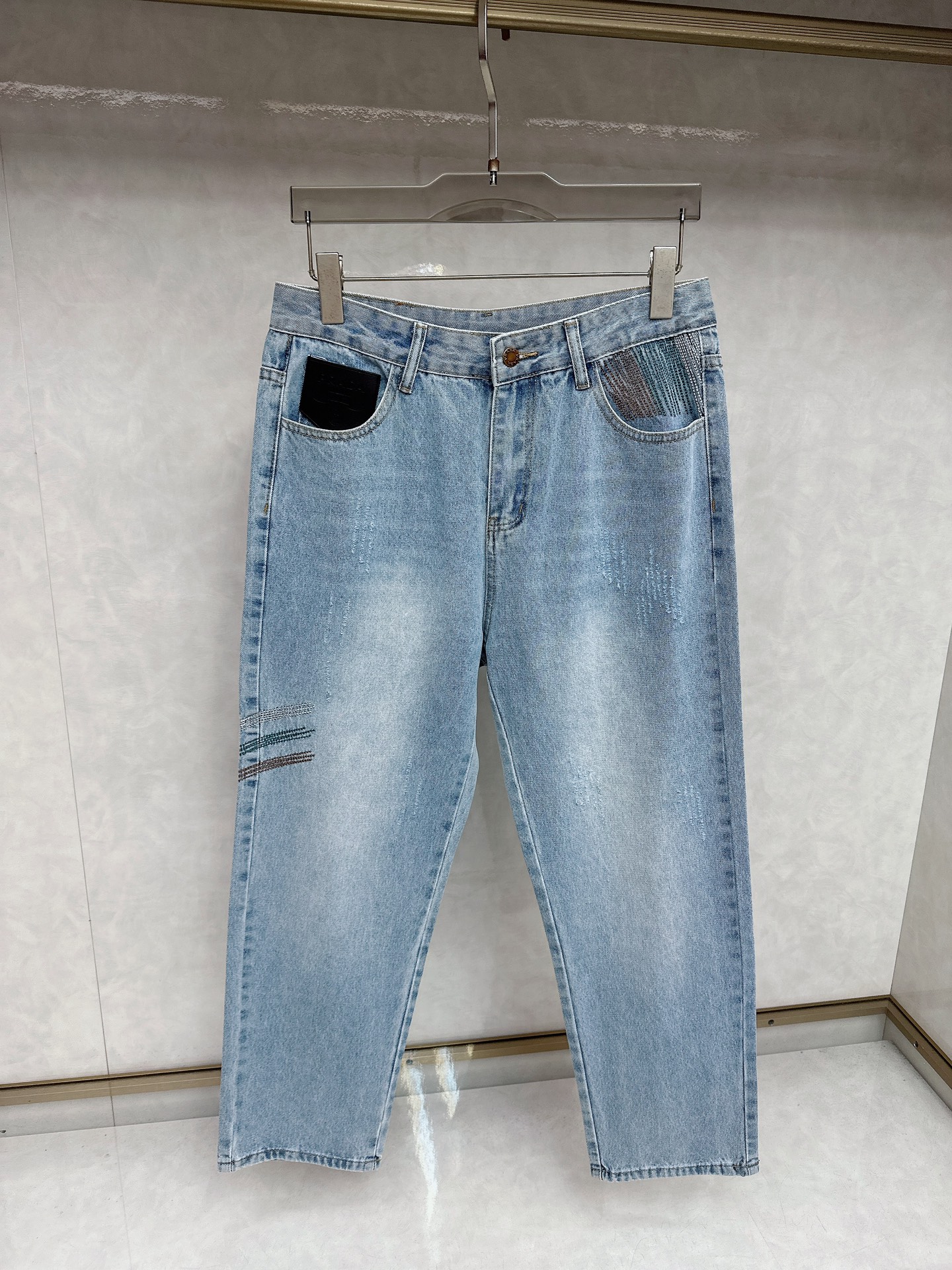 jeans
