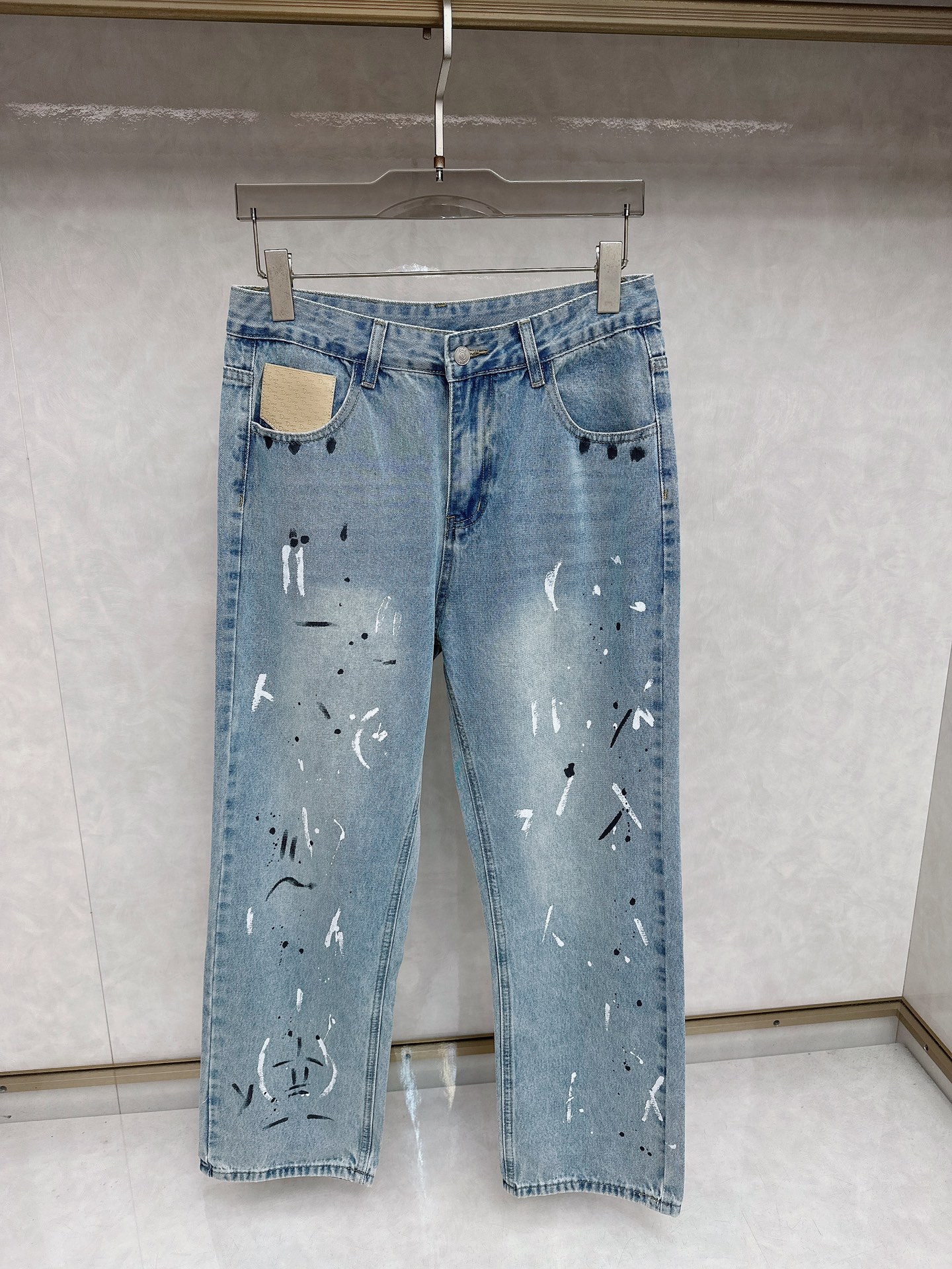 jeans