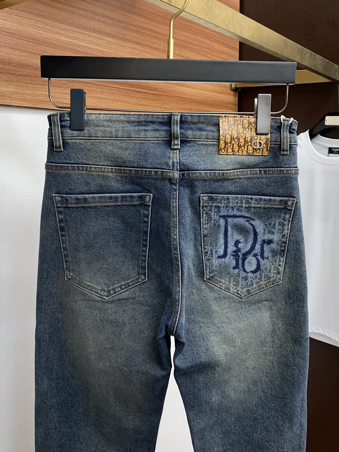 jeans