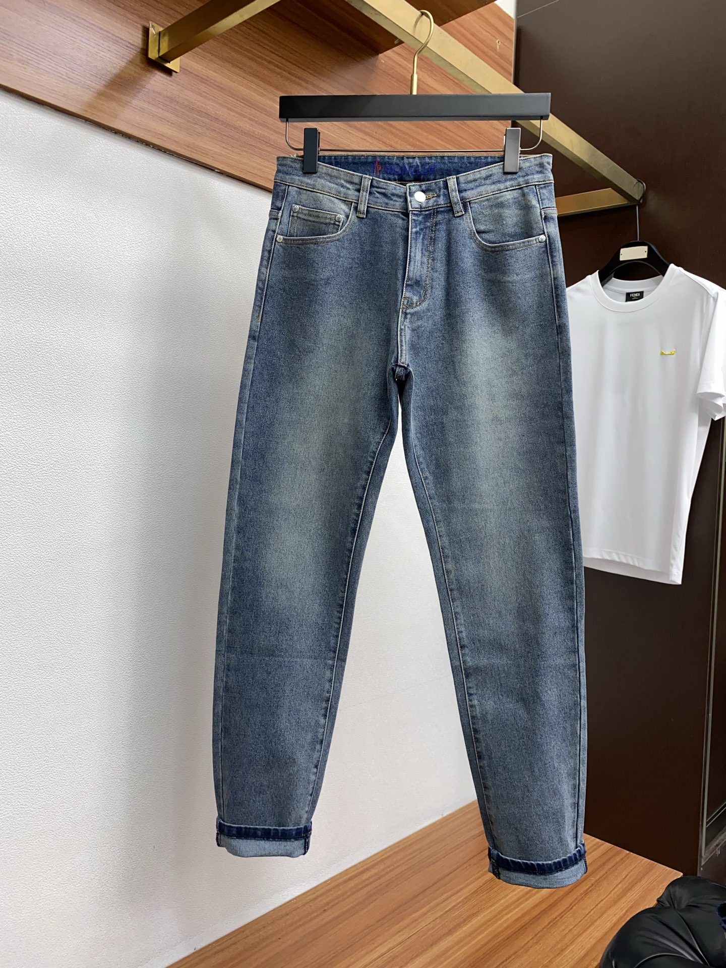 jeans
