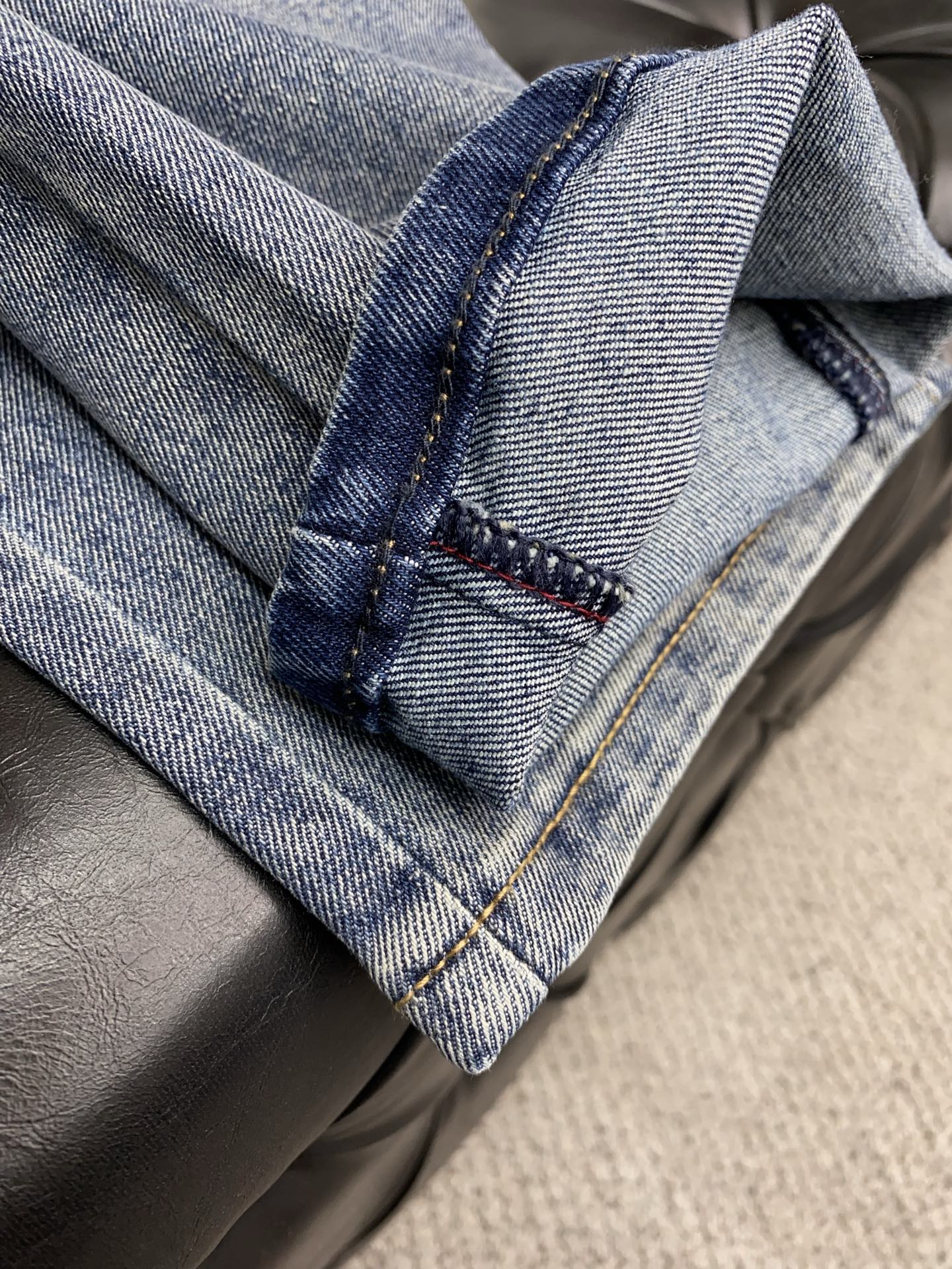 jeans
